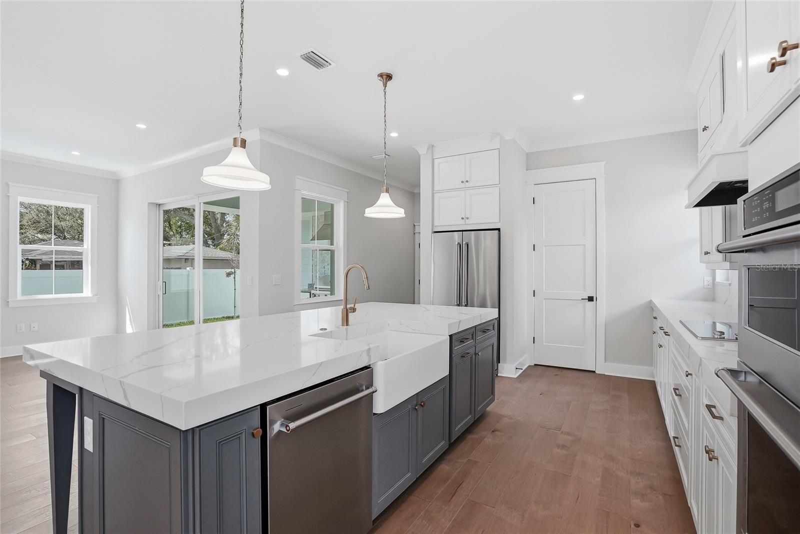 ARCADIA GARDENS - Residential