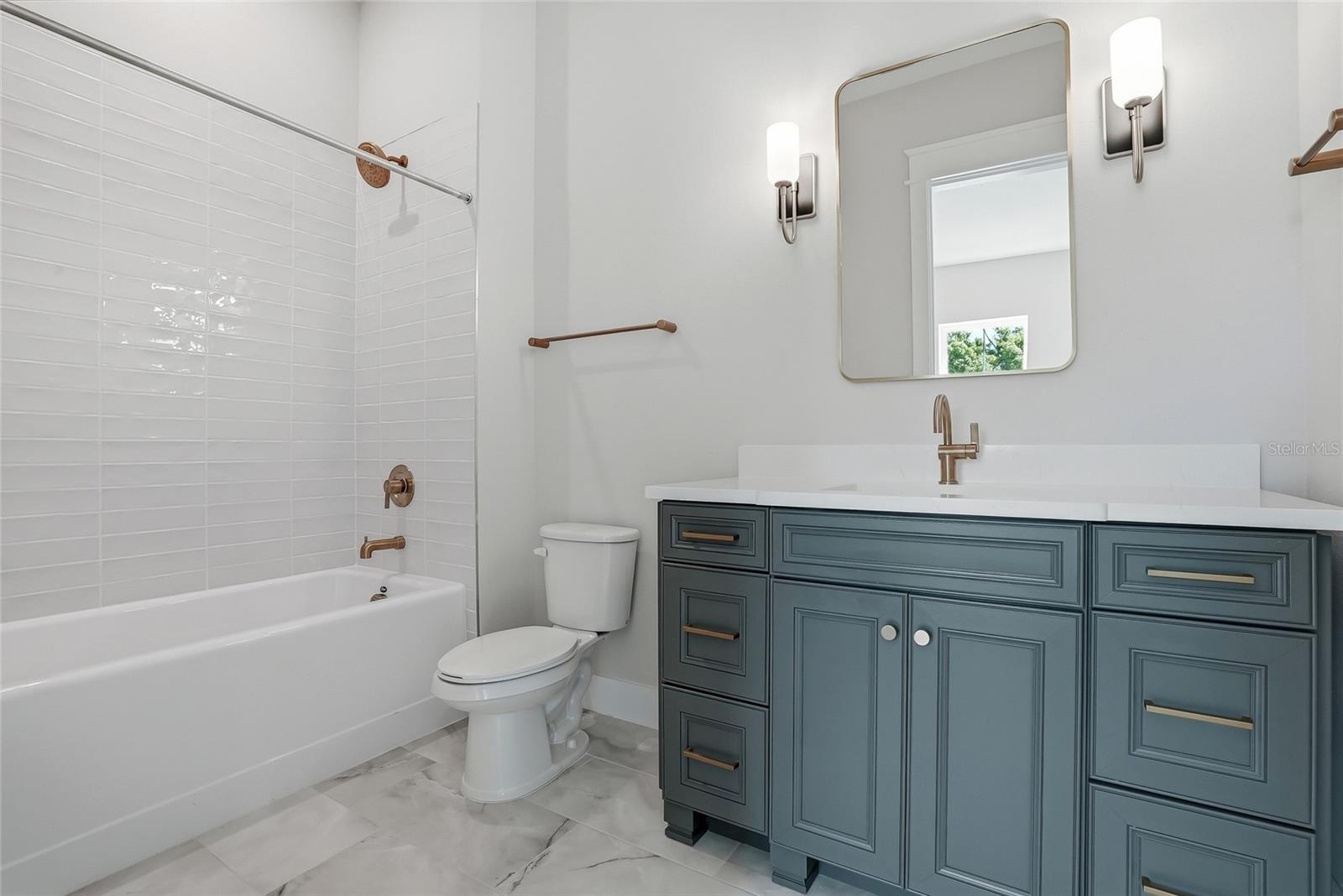 ARCADIA GARDENS - Residential