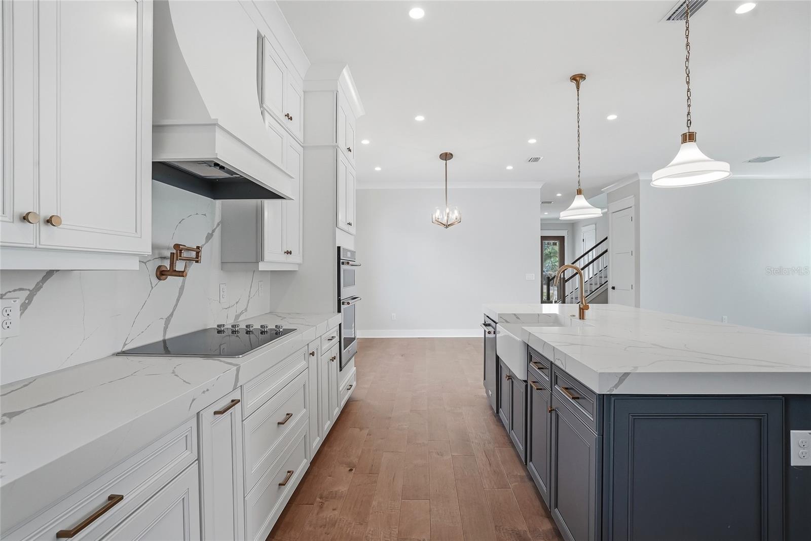 ARCADIA GARDENS - Residential