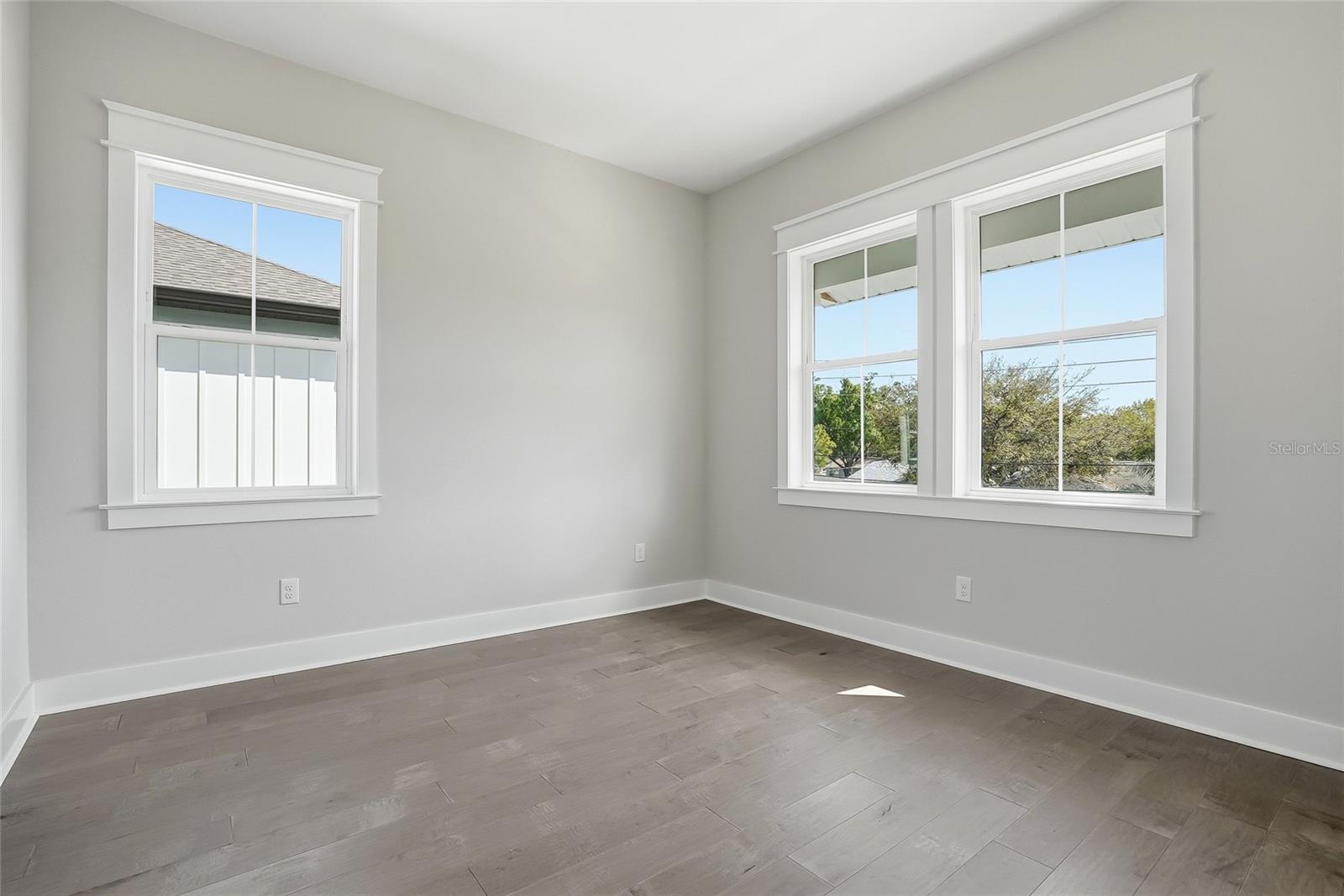 ARCADIA GARDENS - Residential