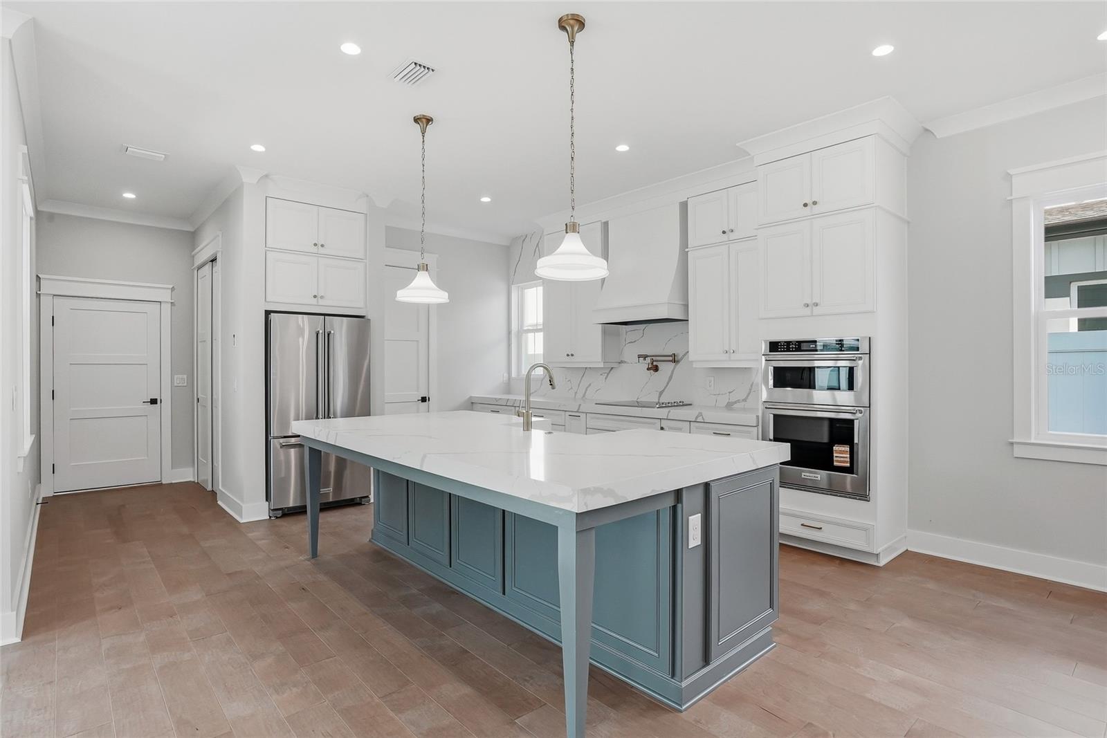 ARCADIA GARDENS - Residential