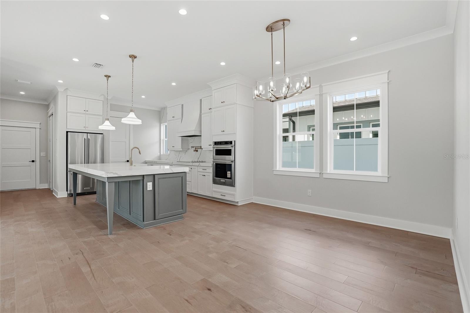 ARCADIA GARDENS - Residential