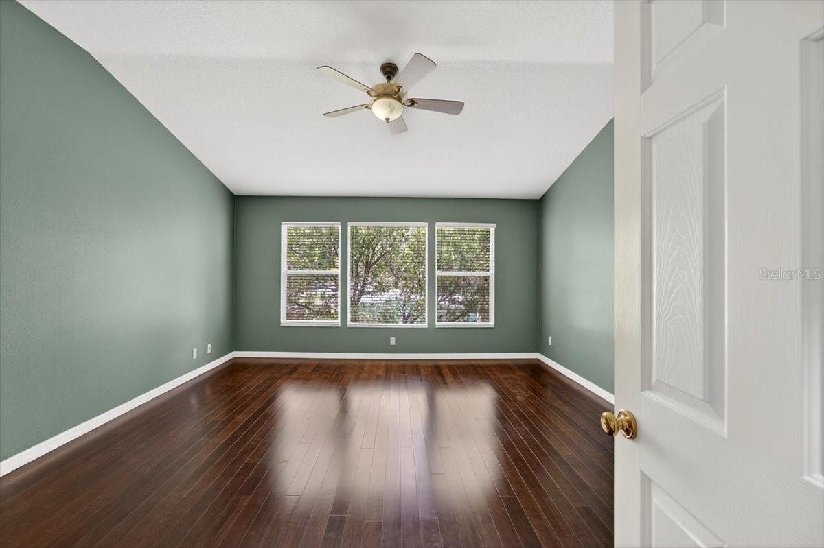 PARK PLACE TWNHMS - Residential