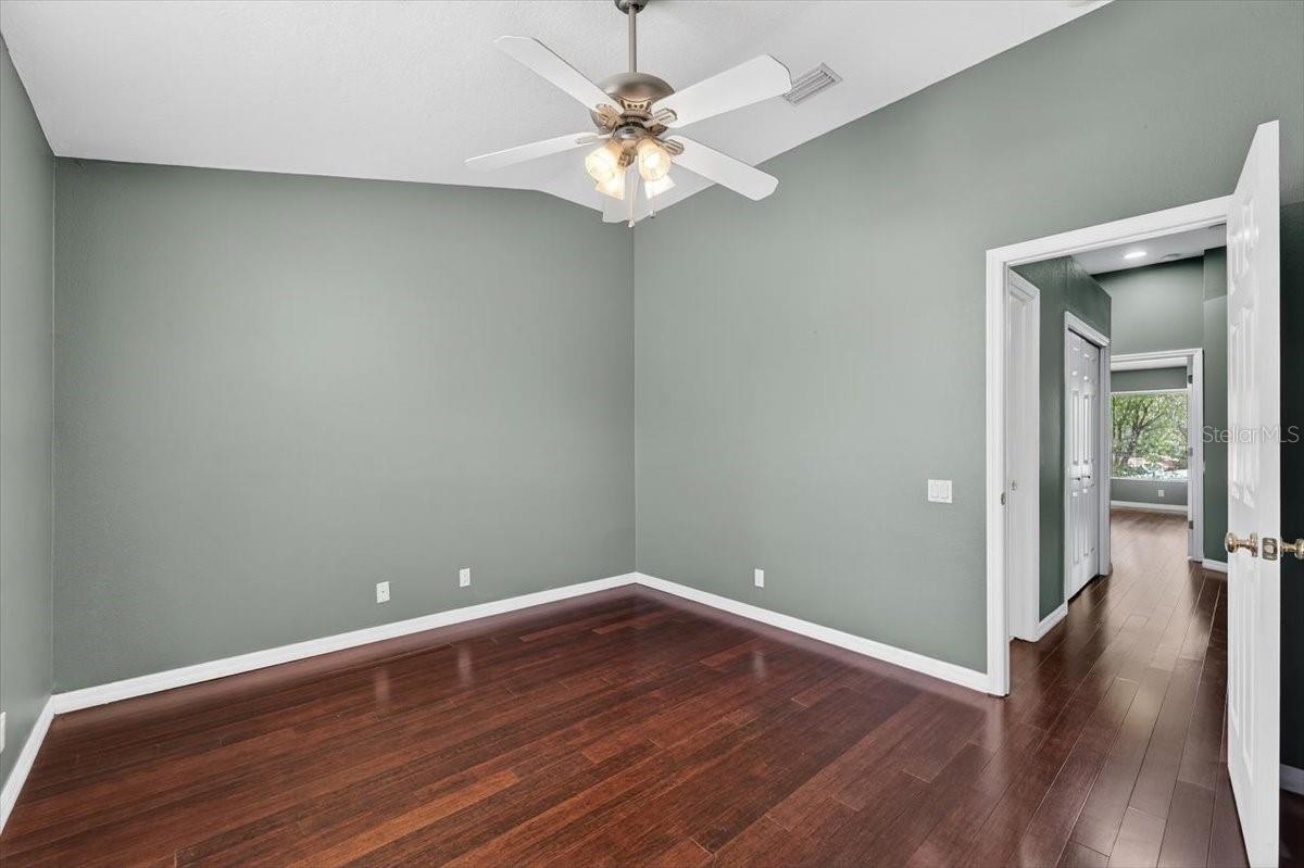 PARK PLACE TWNHMS - Residential