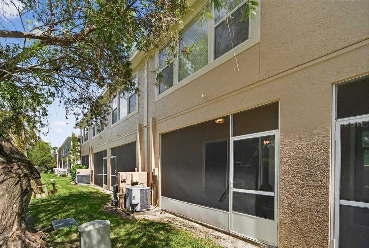 PARK PLACE TWNHMS - Residential