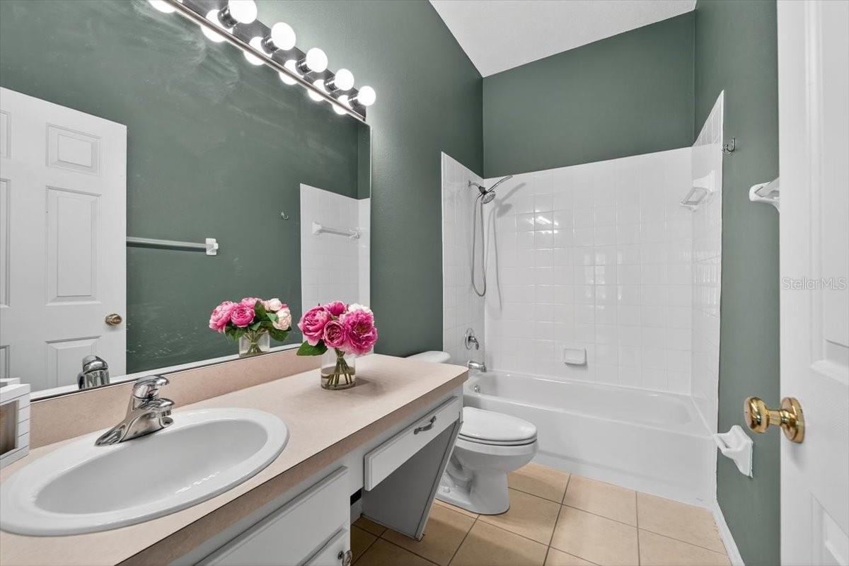 PARK PLACE TWNHMS - Residential