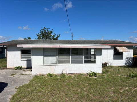 203 ATTERBERRY DRIVE SEBRING FL 33870