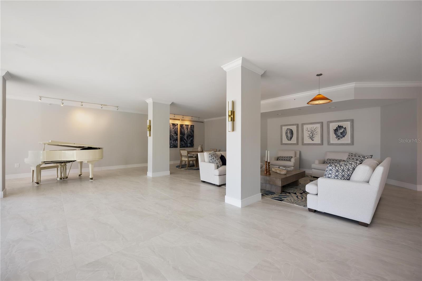 PRIVATEER NORTH - Residential
