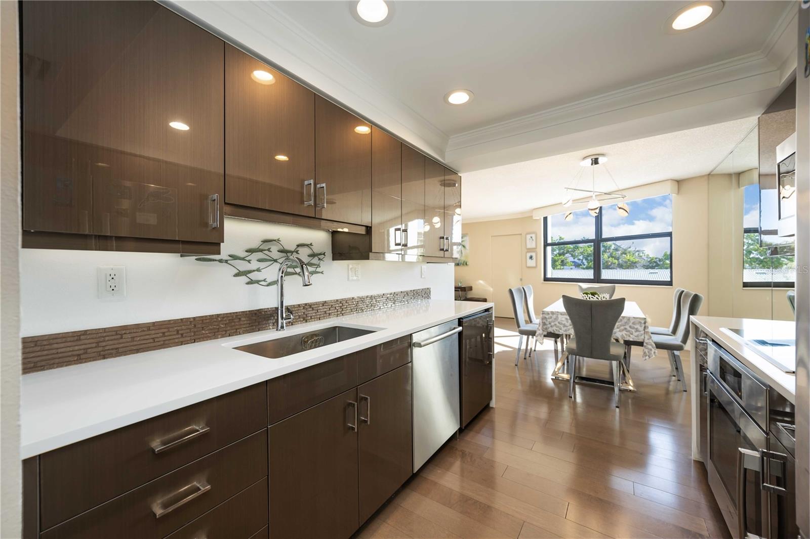 PRIVATEER NORTH - Residential