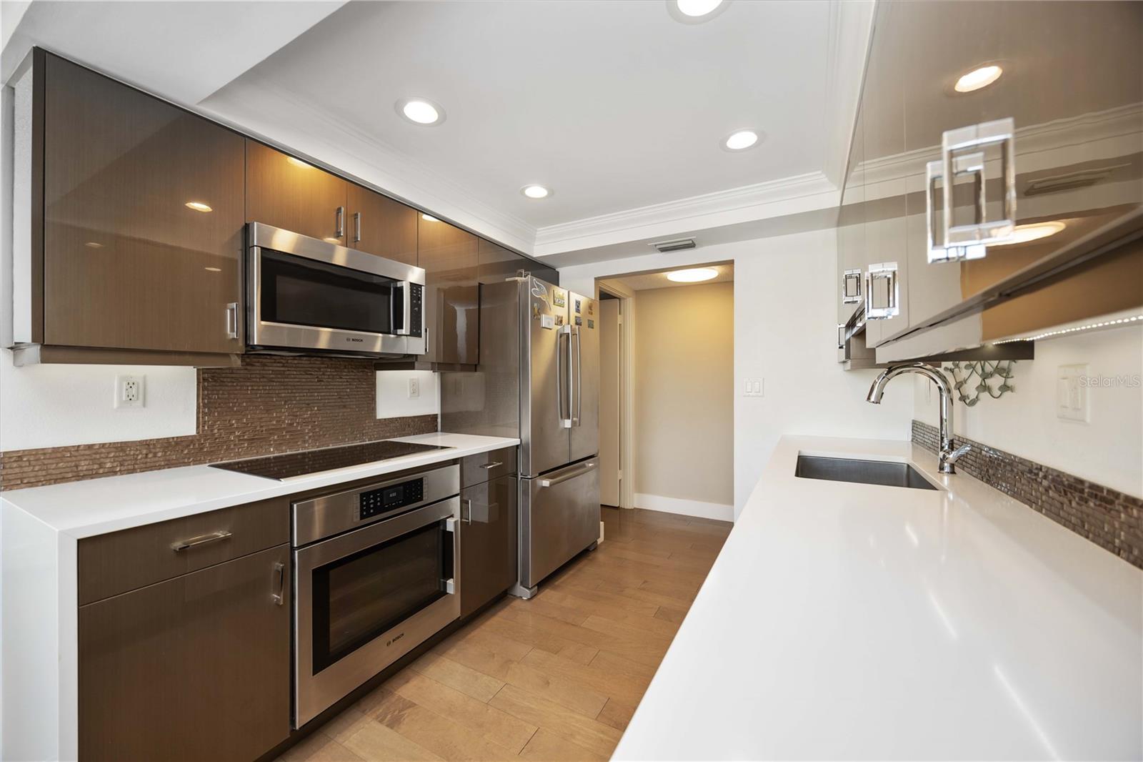 PRIVATEER NORTH - Residential