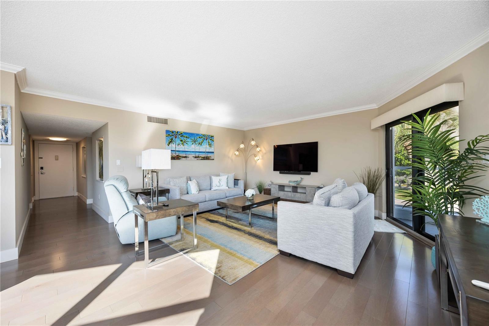 PRIVATEER NORTH - Residential