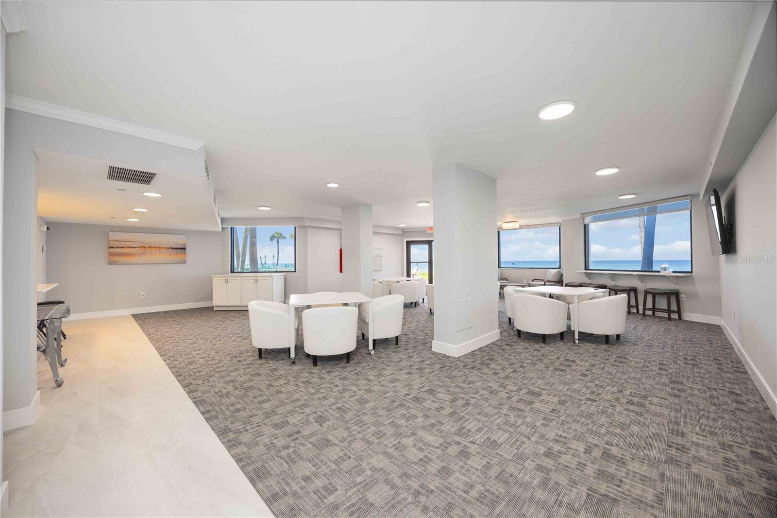 PRIVATEER NORTH - Residential
