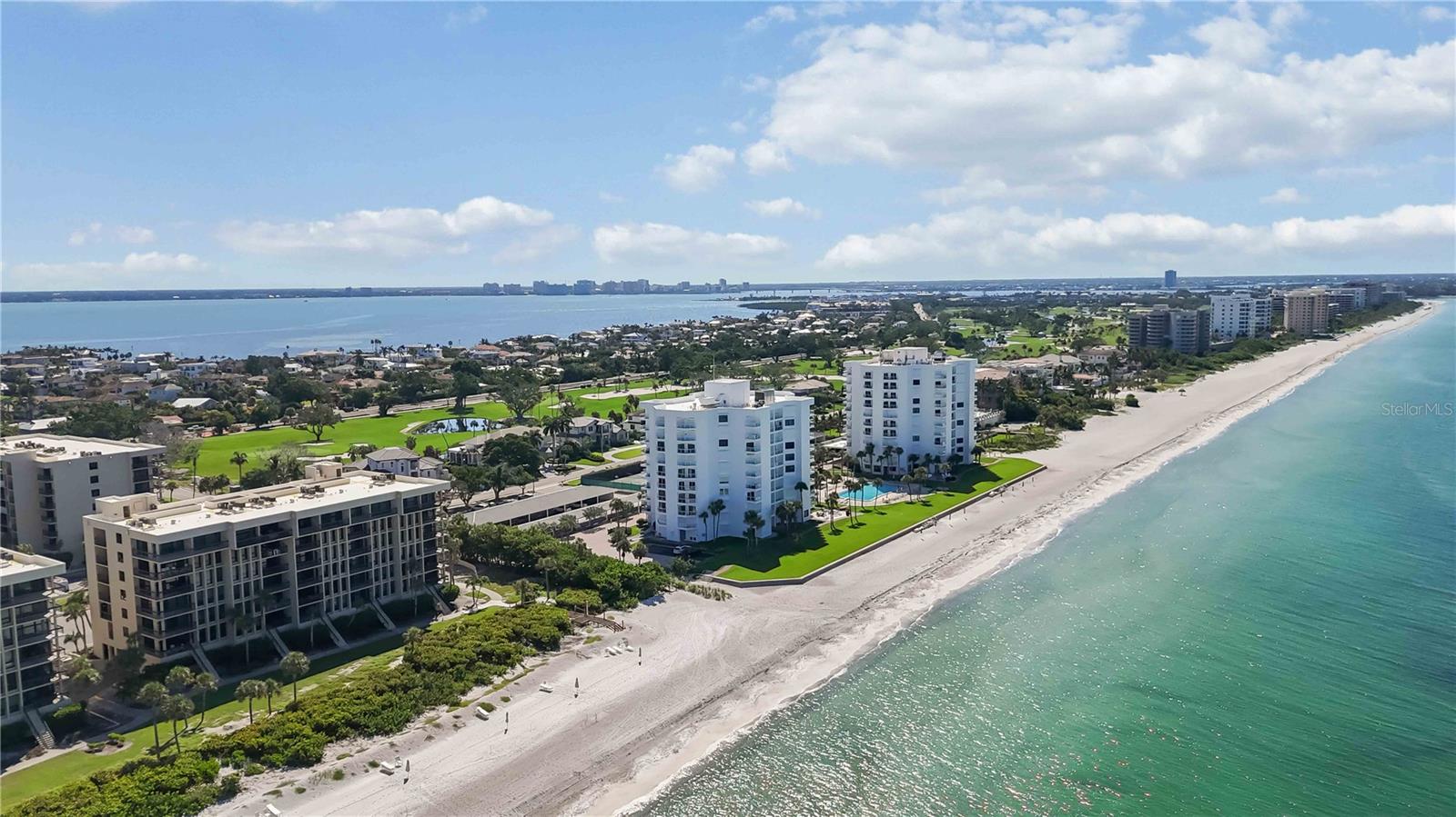 PRIVATEER NORTH - Residential