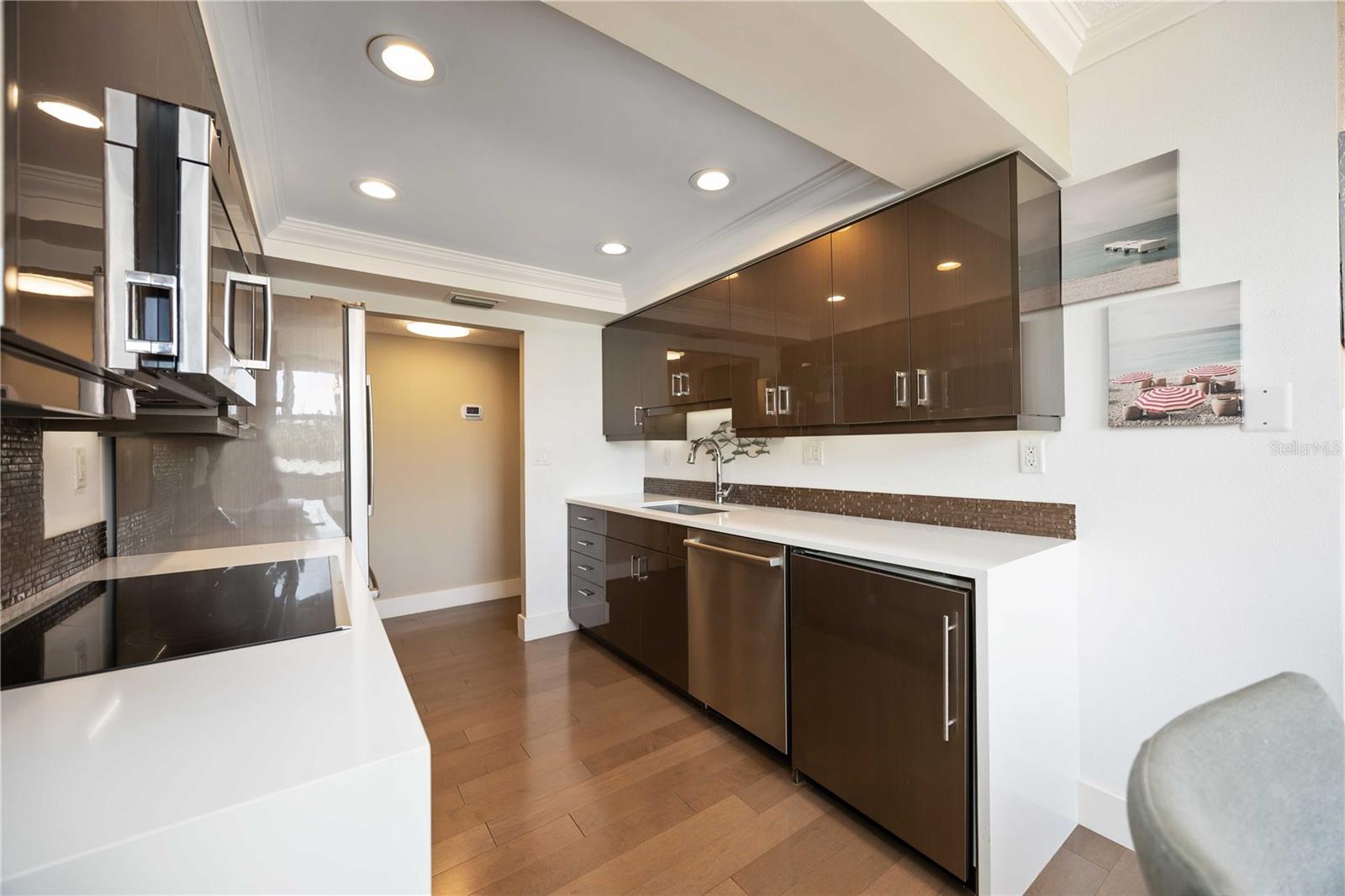 PRIVATEER NORTH - Residential