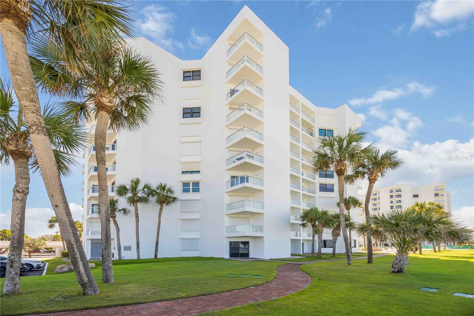 PRIVATEER NORTH - Residential