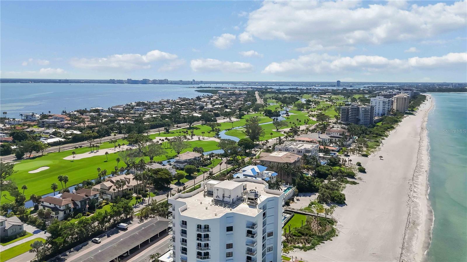 PRIVATEER NORTH - Residential