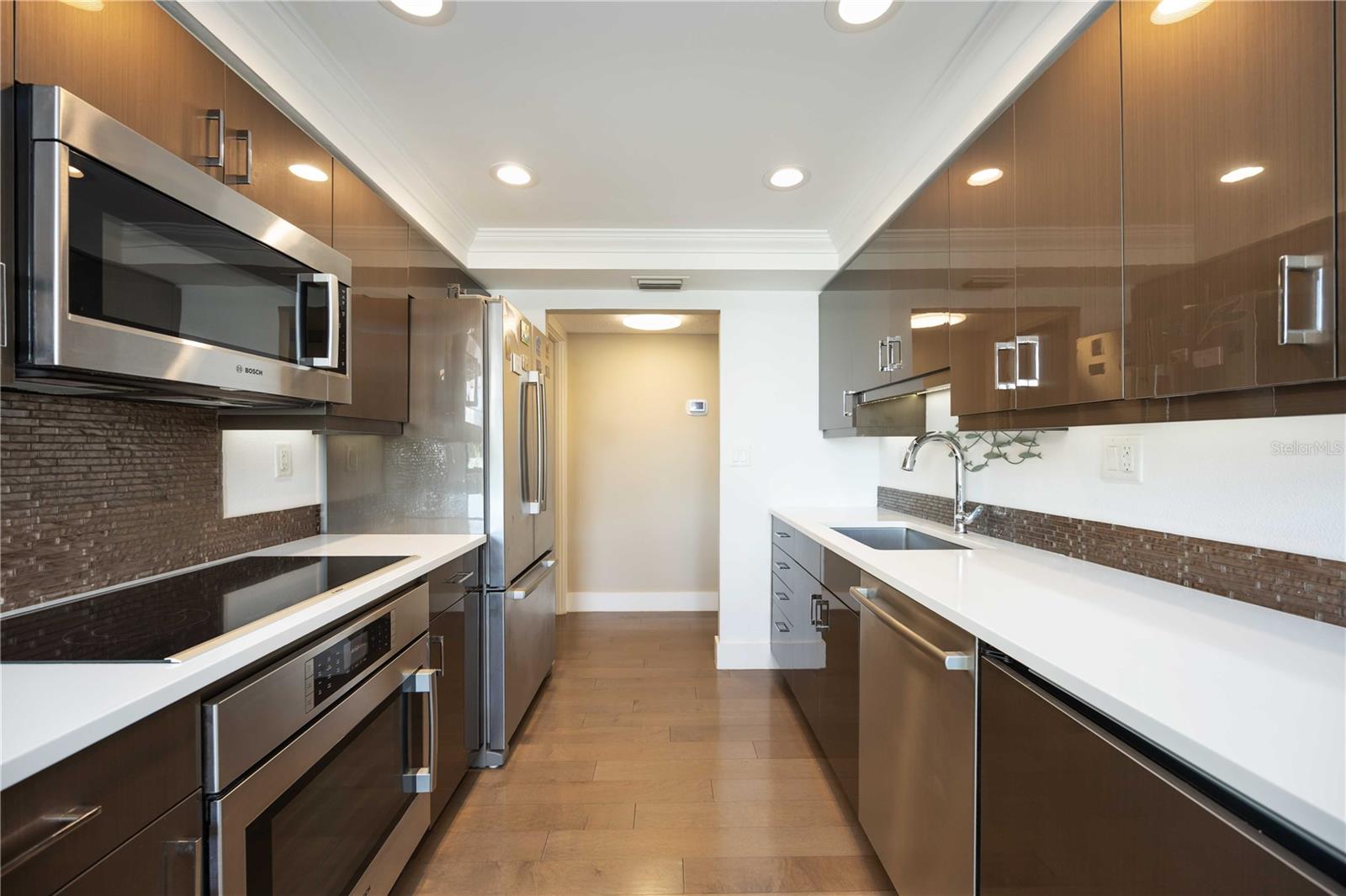 PRIVATEER NORTH - Residential