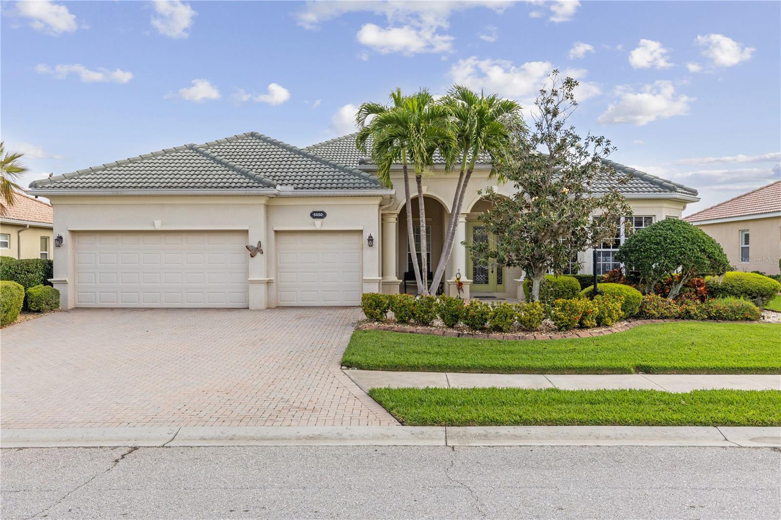 5550 ROCK DOVE DRIVE