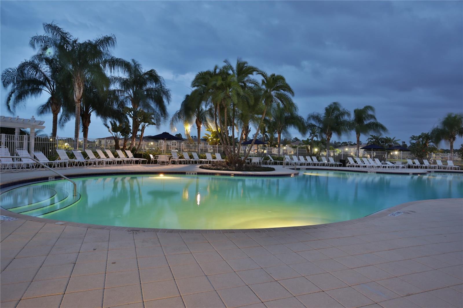 VILLAGEWALK - Residential Lease