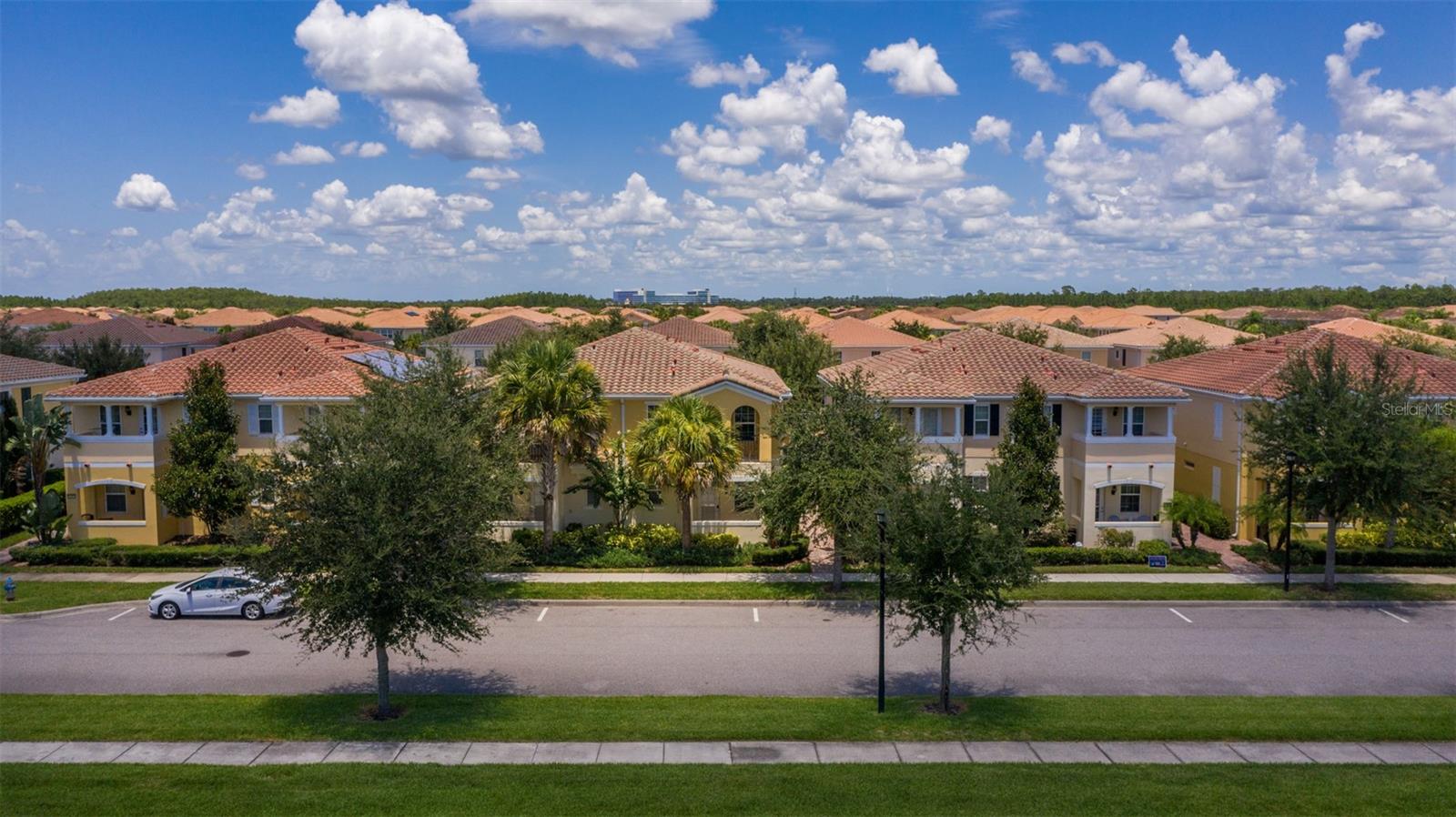 VILLAGEWALK - Residential Lease