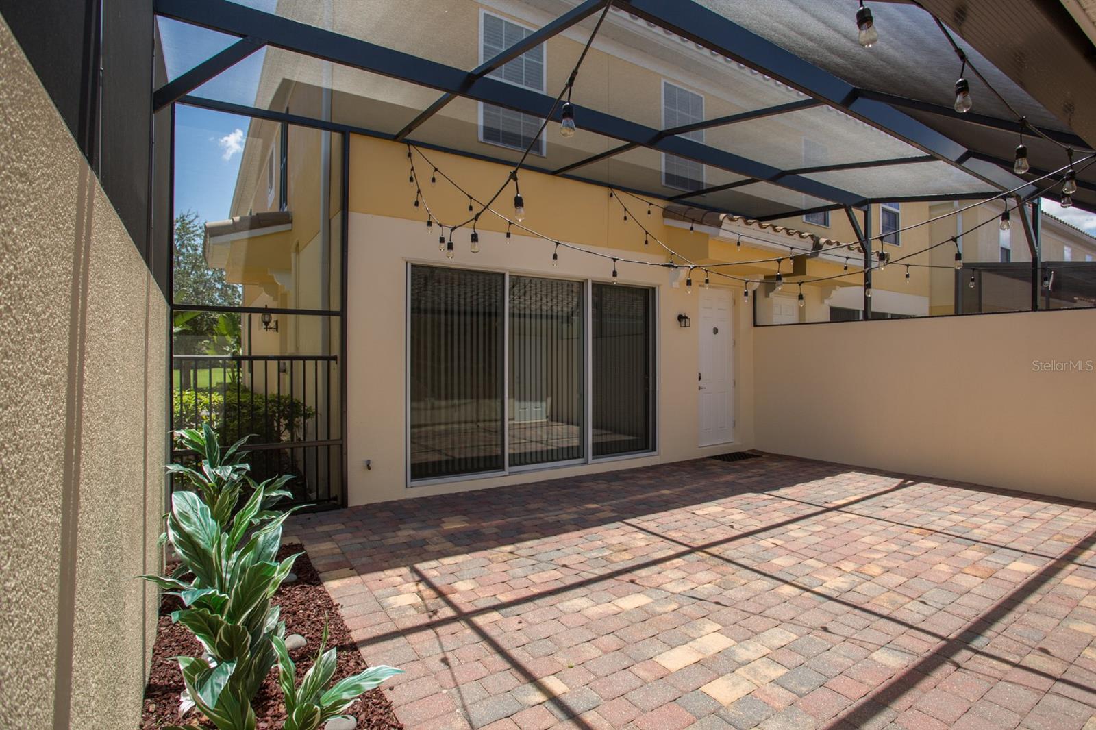 VILLAGEWALK - Residential Lease