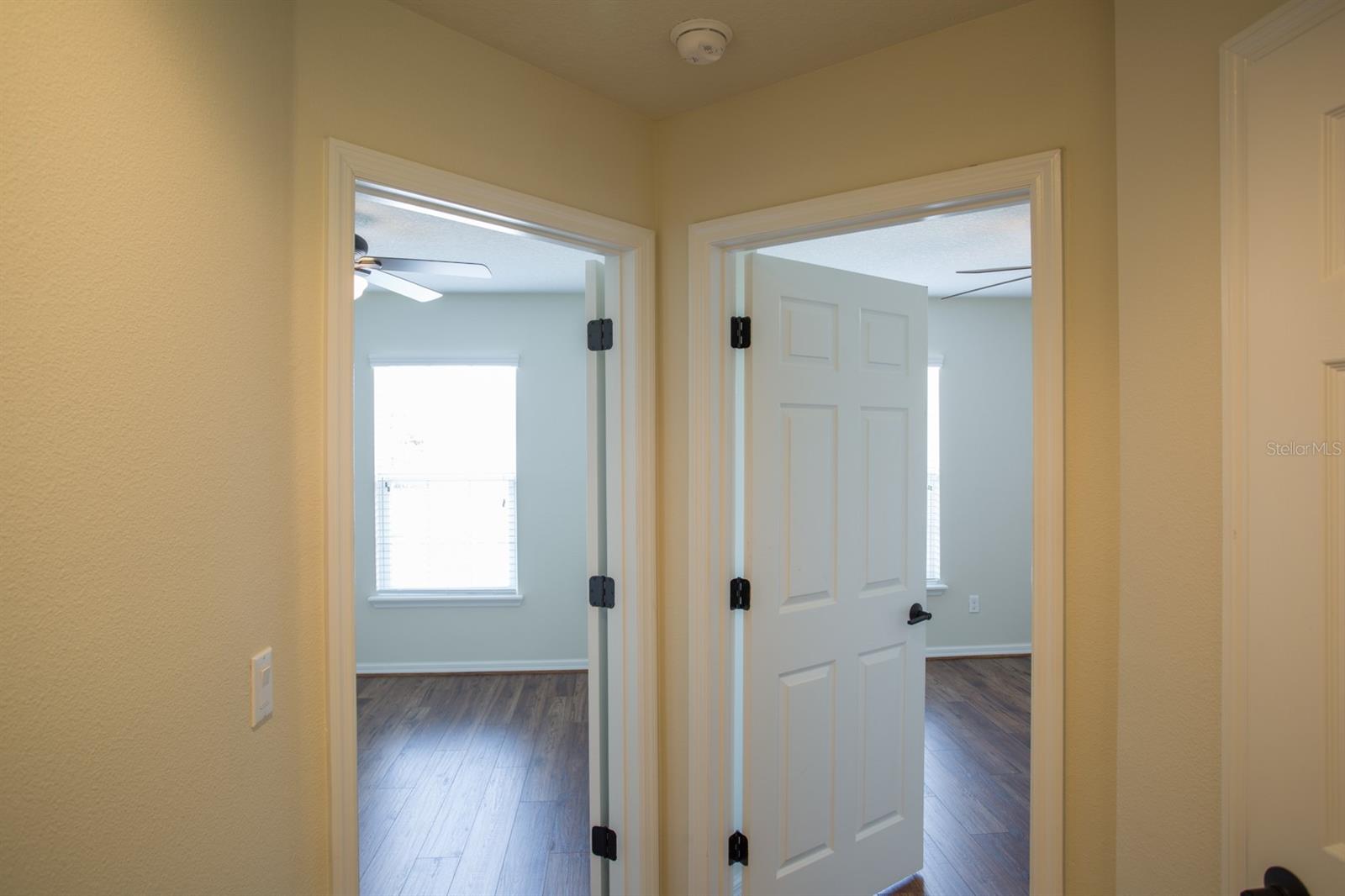 VILLAGEWALK - Residential Lease