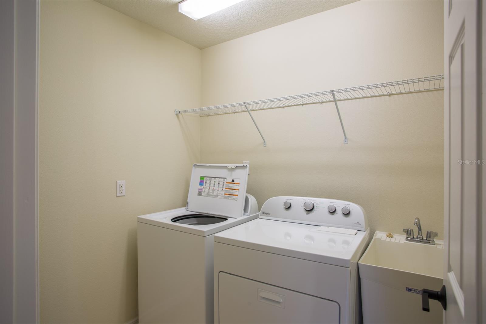 VILLAGEWALK - Residential Lease