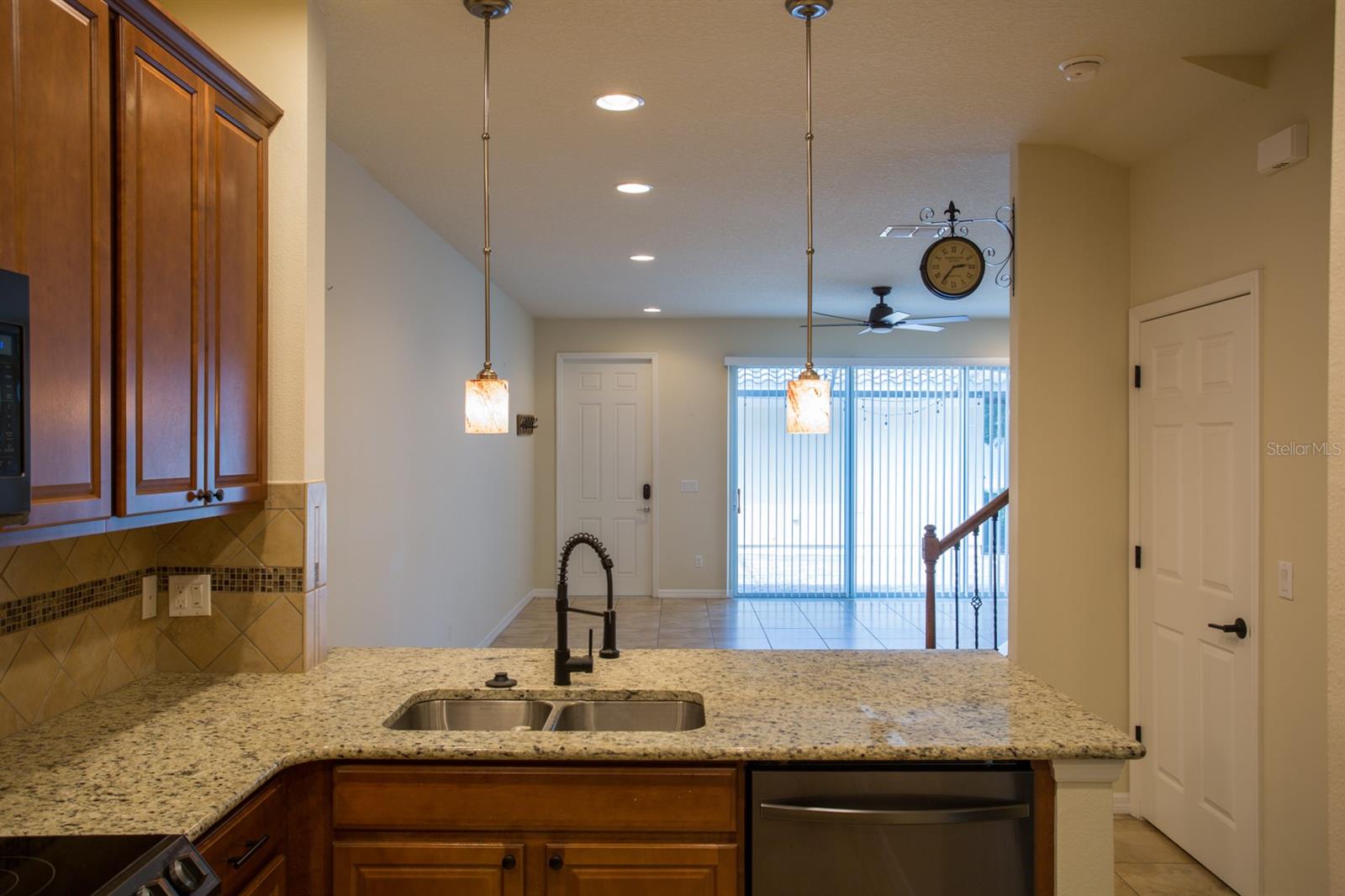 VILLAGEWALK - Residential Lease