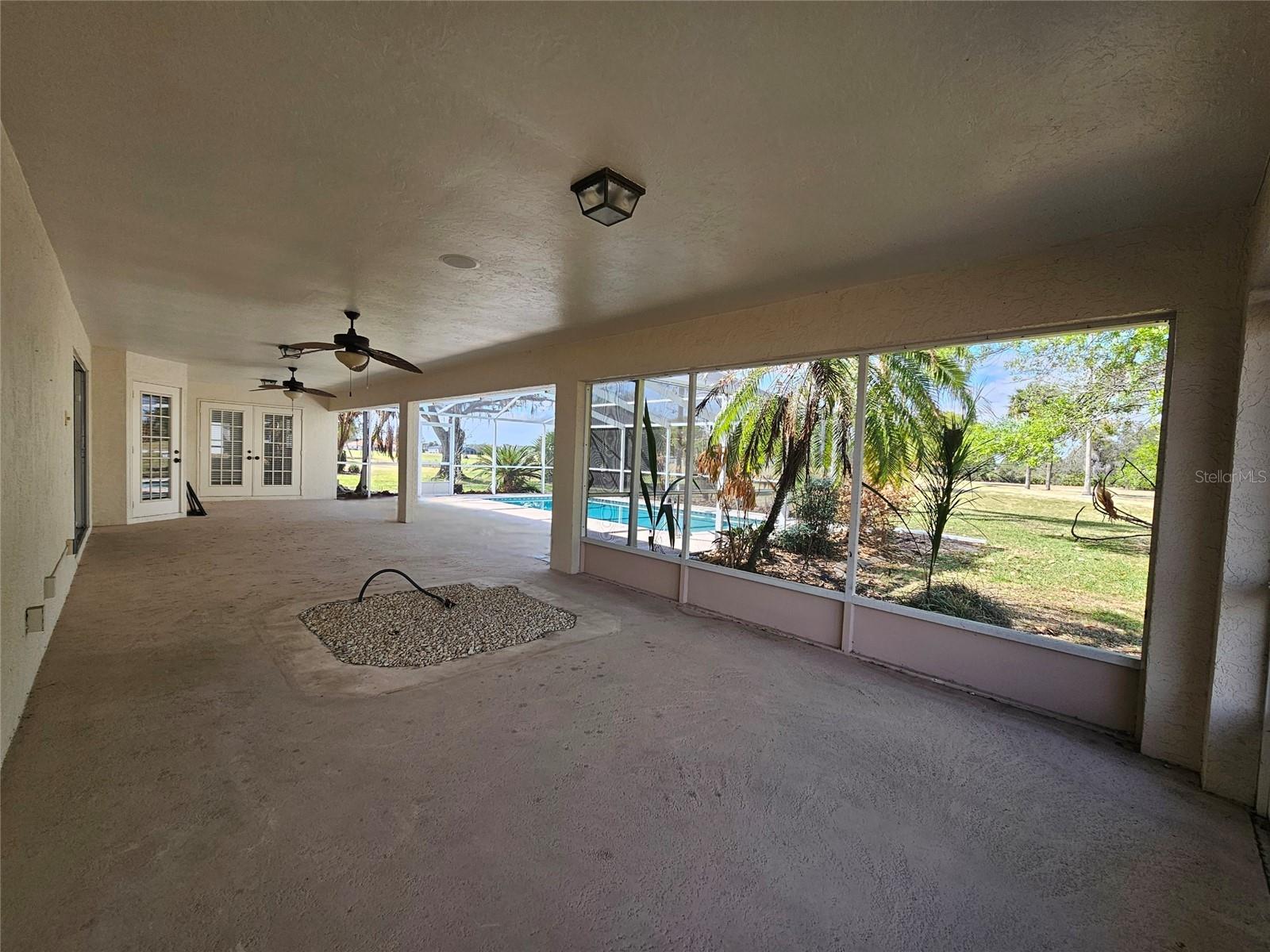 SUN N LAKE - Residential