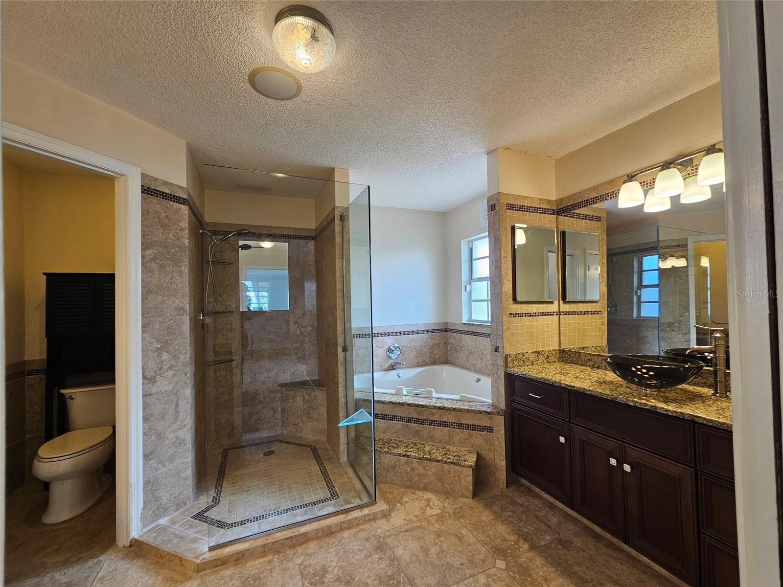 SUN N LAKE - Residential