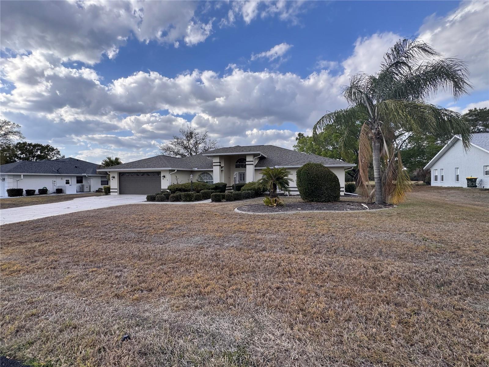 SUN N LAKE - Residential