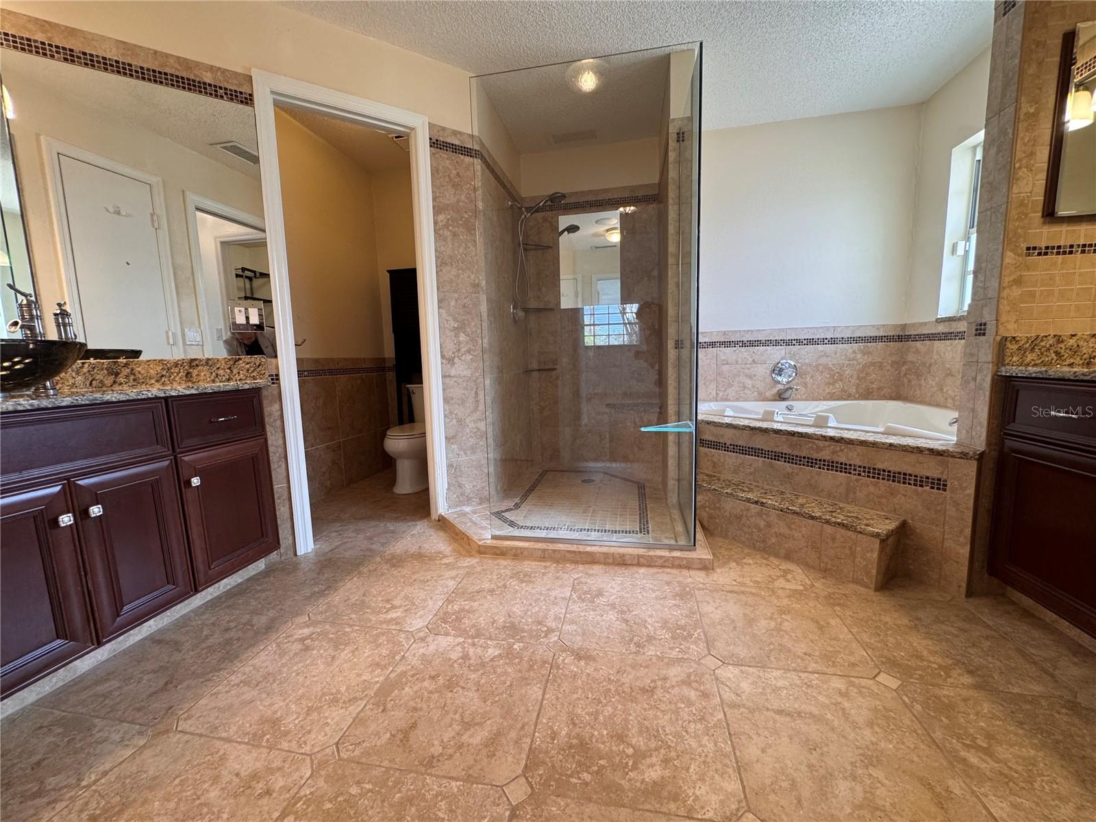 SUN N LAKE - Residential