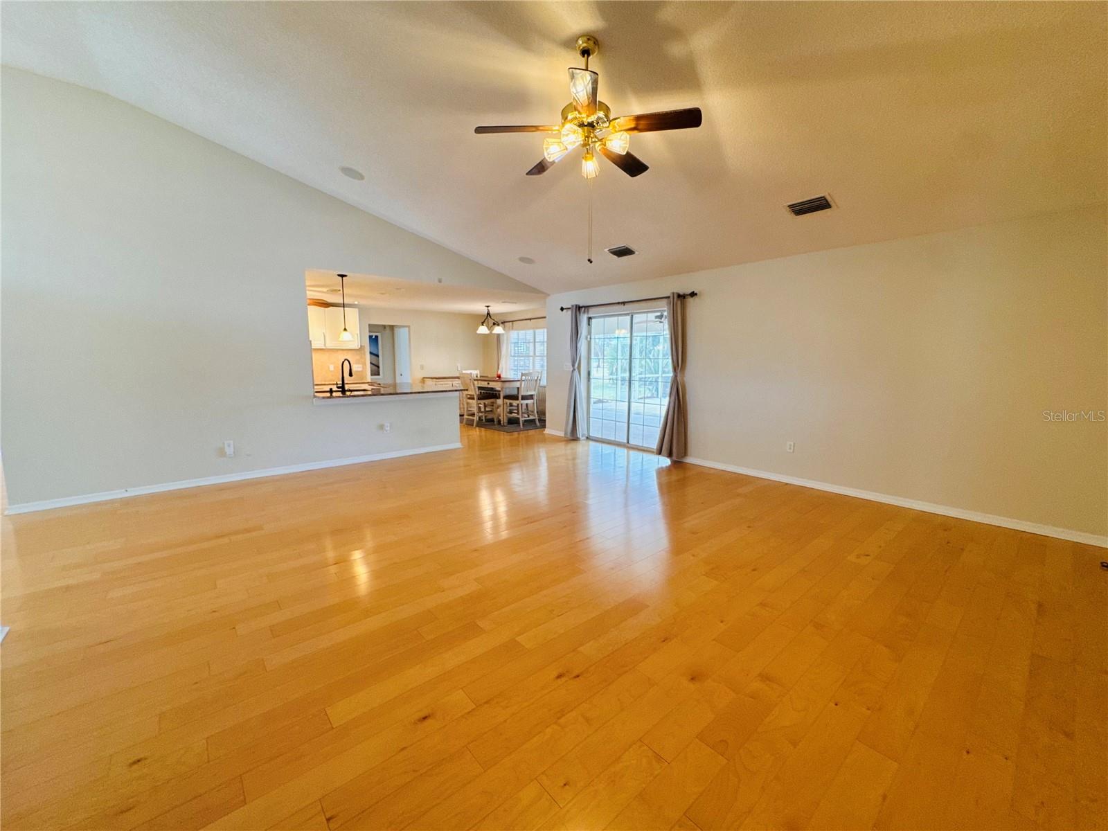 SUN N LAKE - Residential