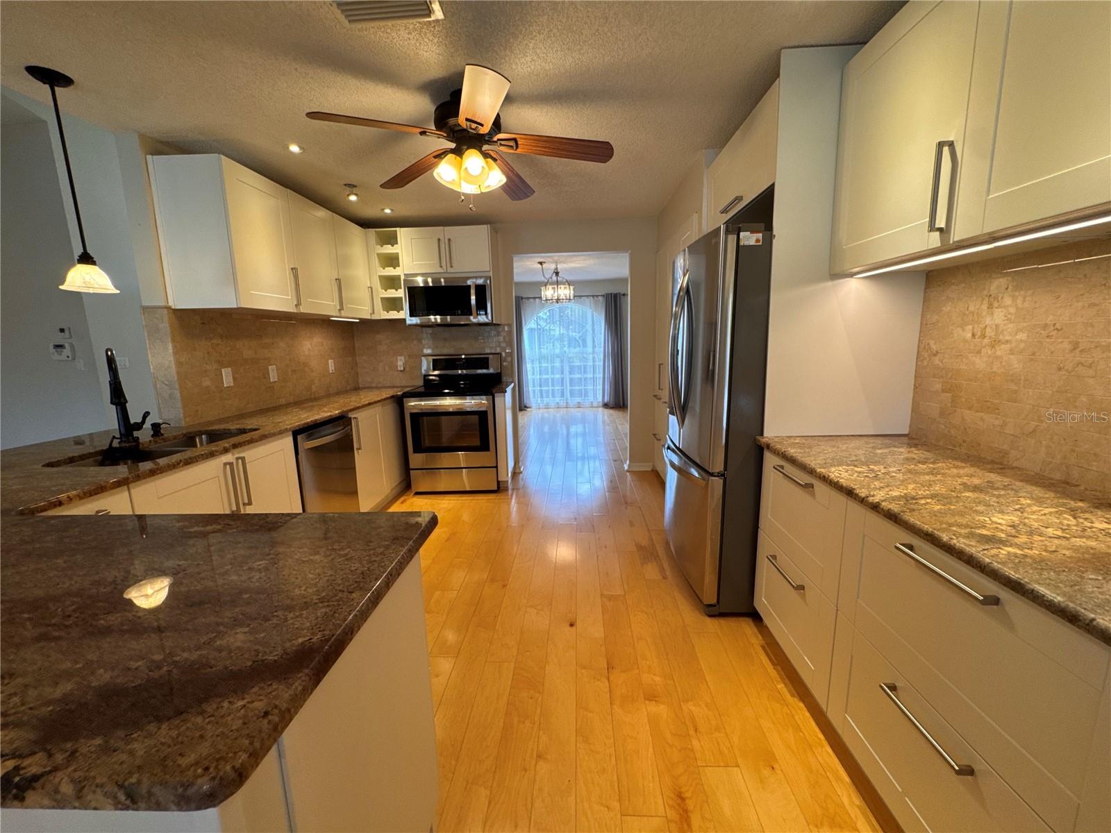 SUN N LAKE - Residential