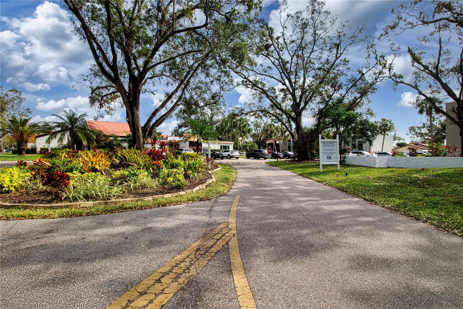 VILLAGE BROOKE SEC 1 - Residential
