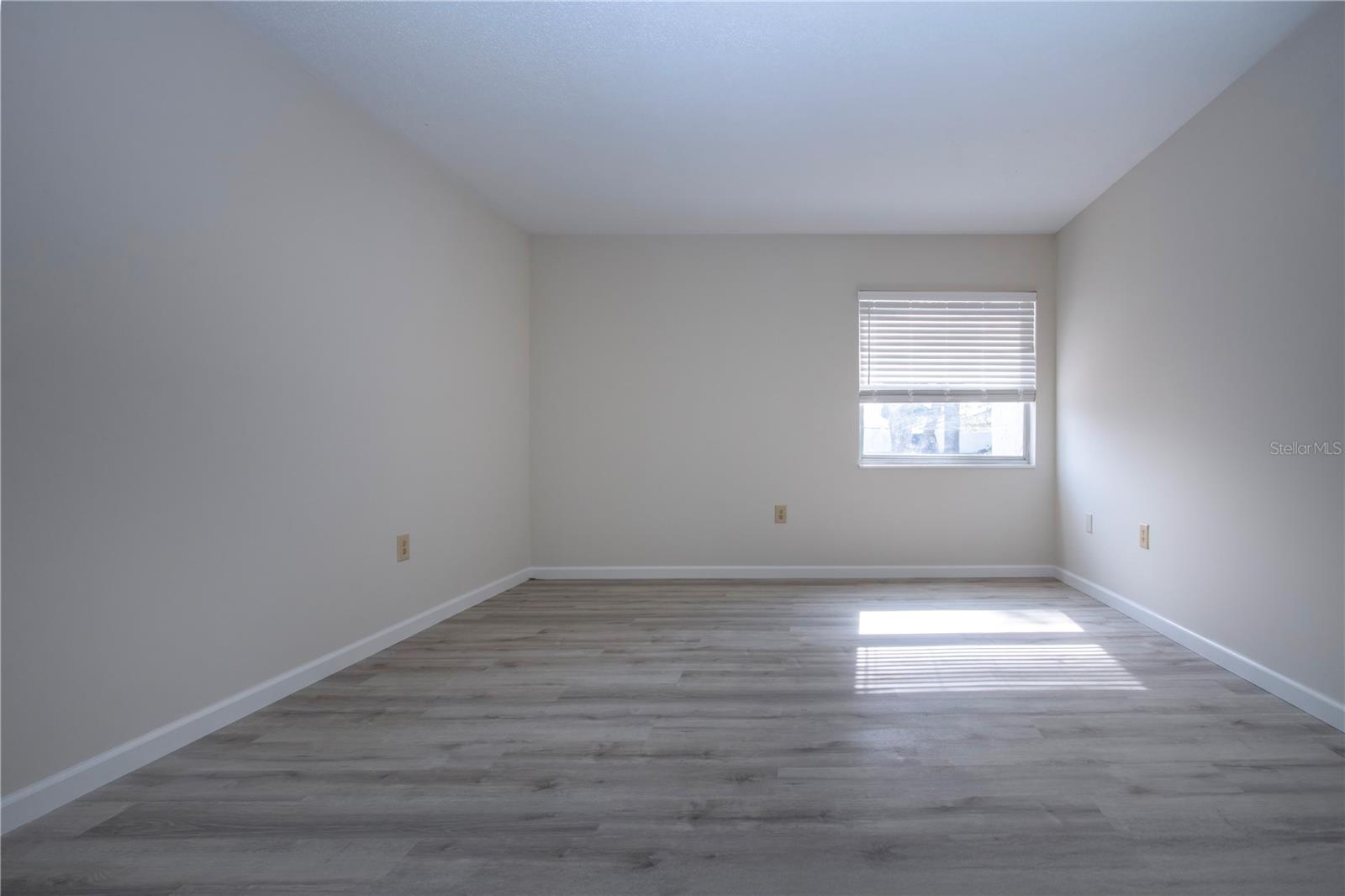 VILLAGE BROOKE SEC 1 - Residential