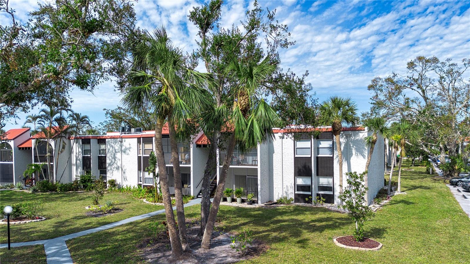 VILLAGE BROOKE SEC 1 - Residential