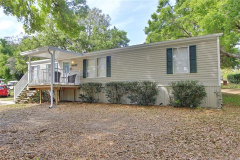 A home in SUMMERFIELD