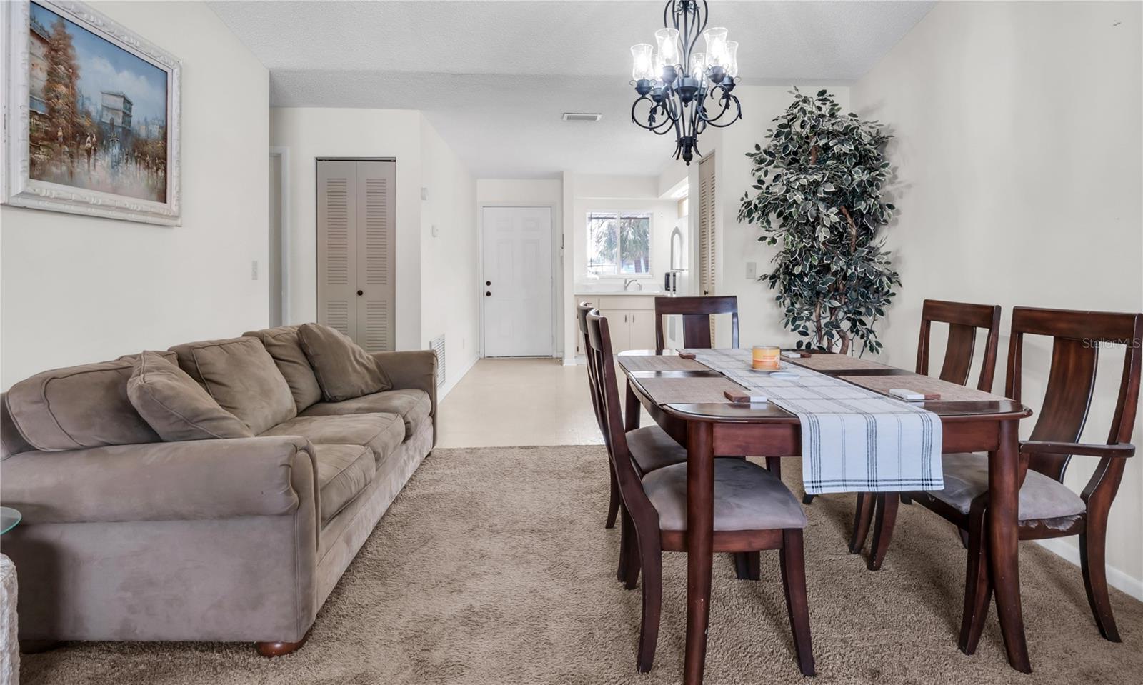 DOGWOOD-HOLLY CONDO AMD - Residential Lease