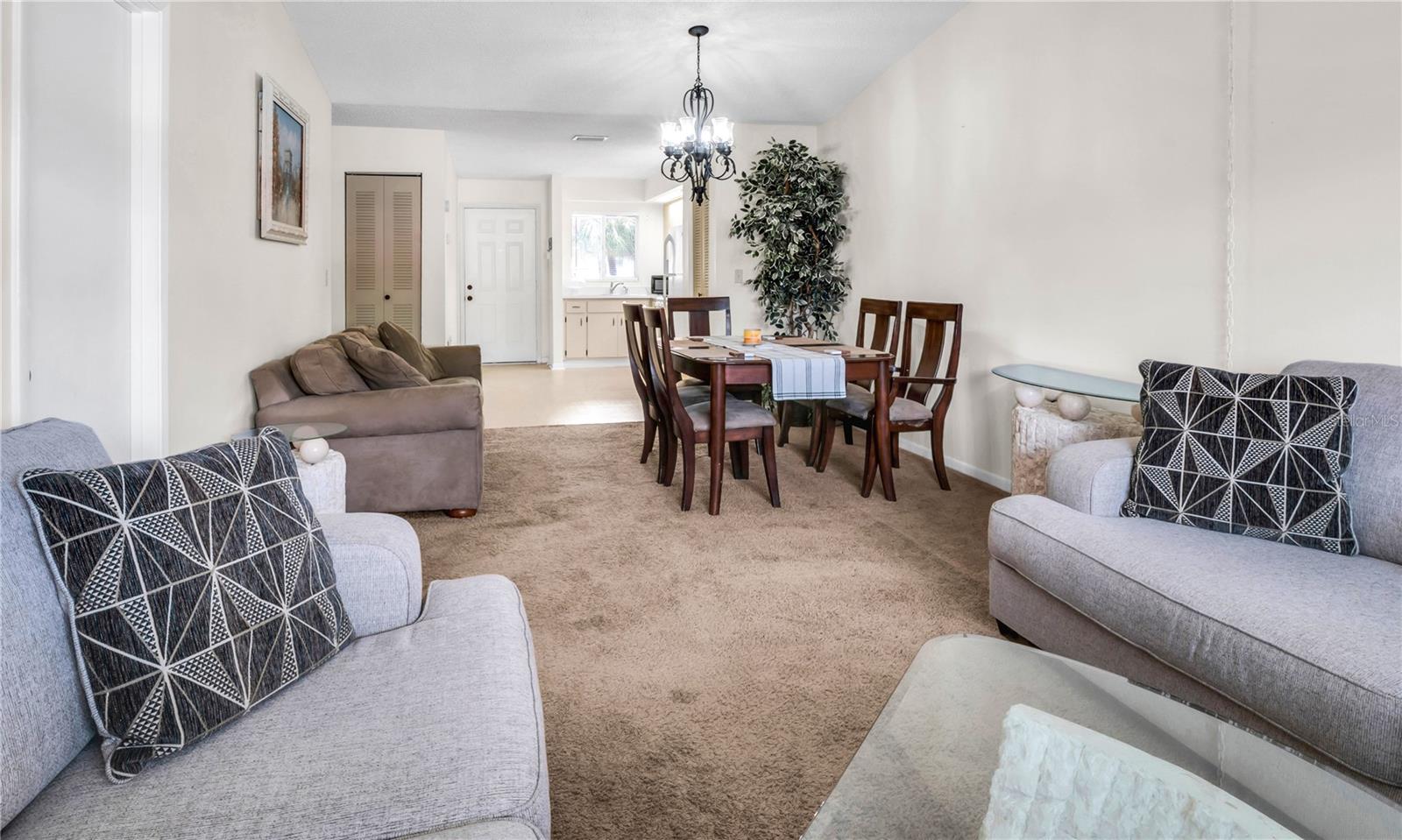 DOGWOOD-HOLLY CONDO AMD - Residential Lease