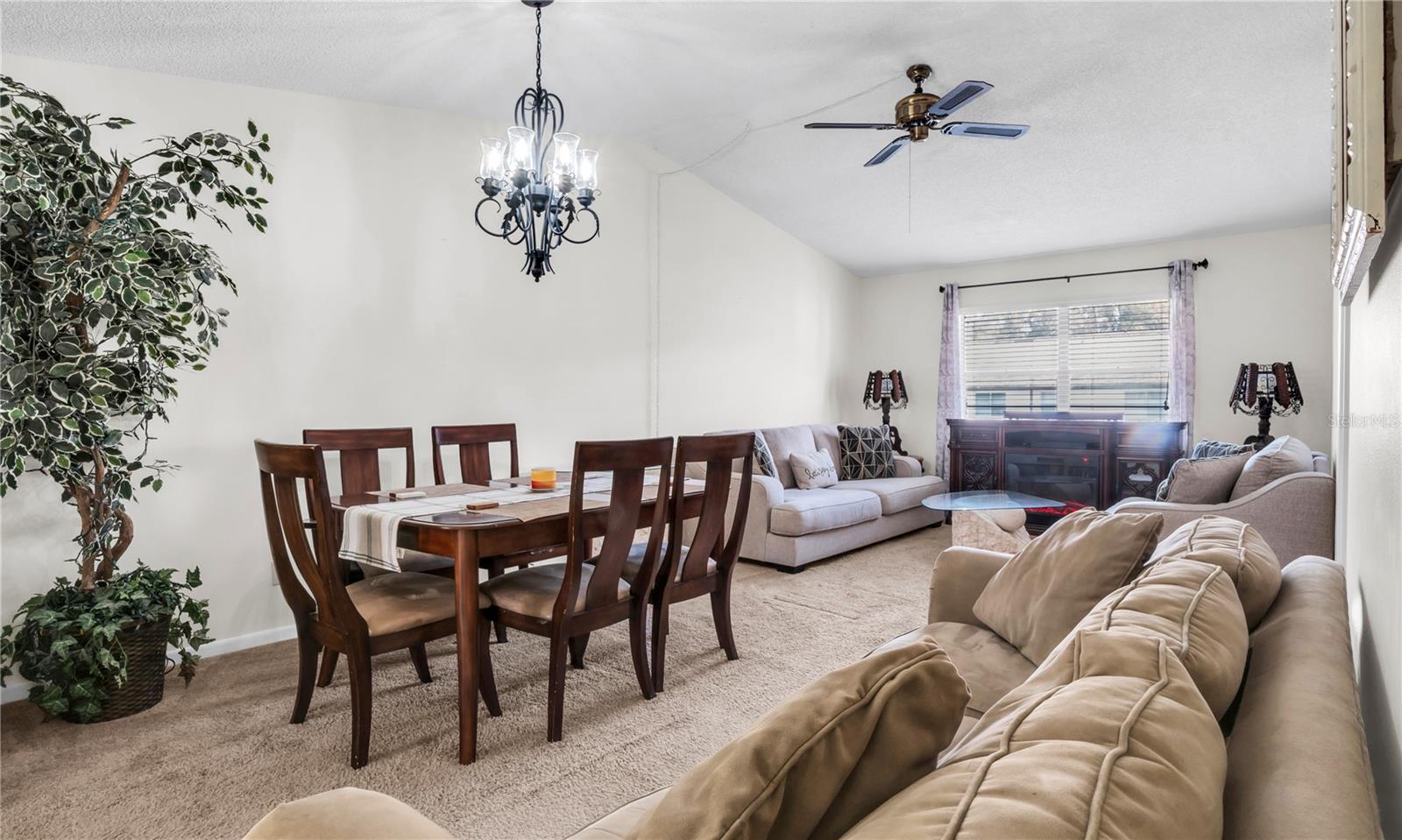 DOGWOOD-HOLLY CONDO AMD - Residential Lease