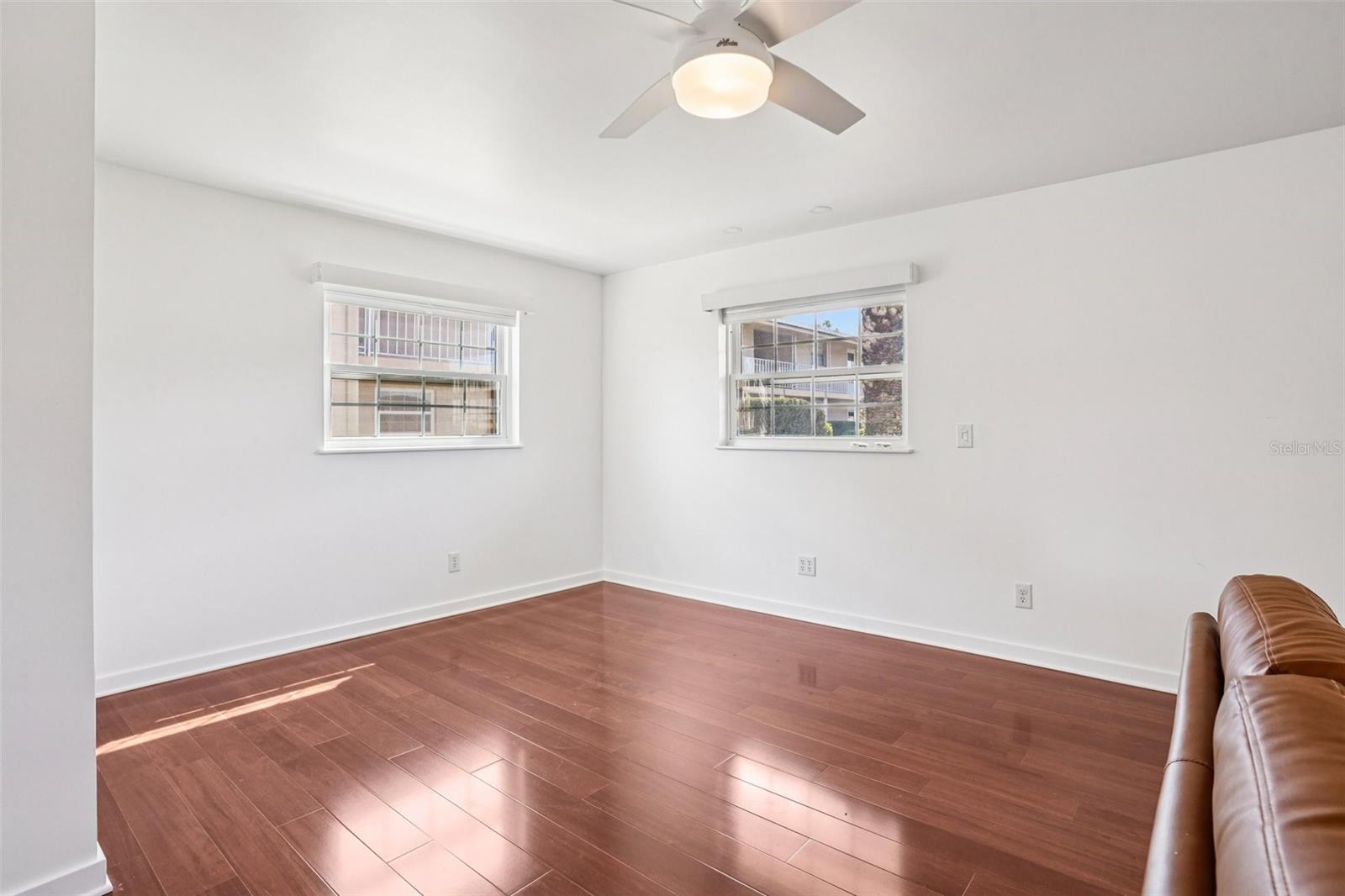 TAVARES LAKEVIEW CONDO - Residential