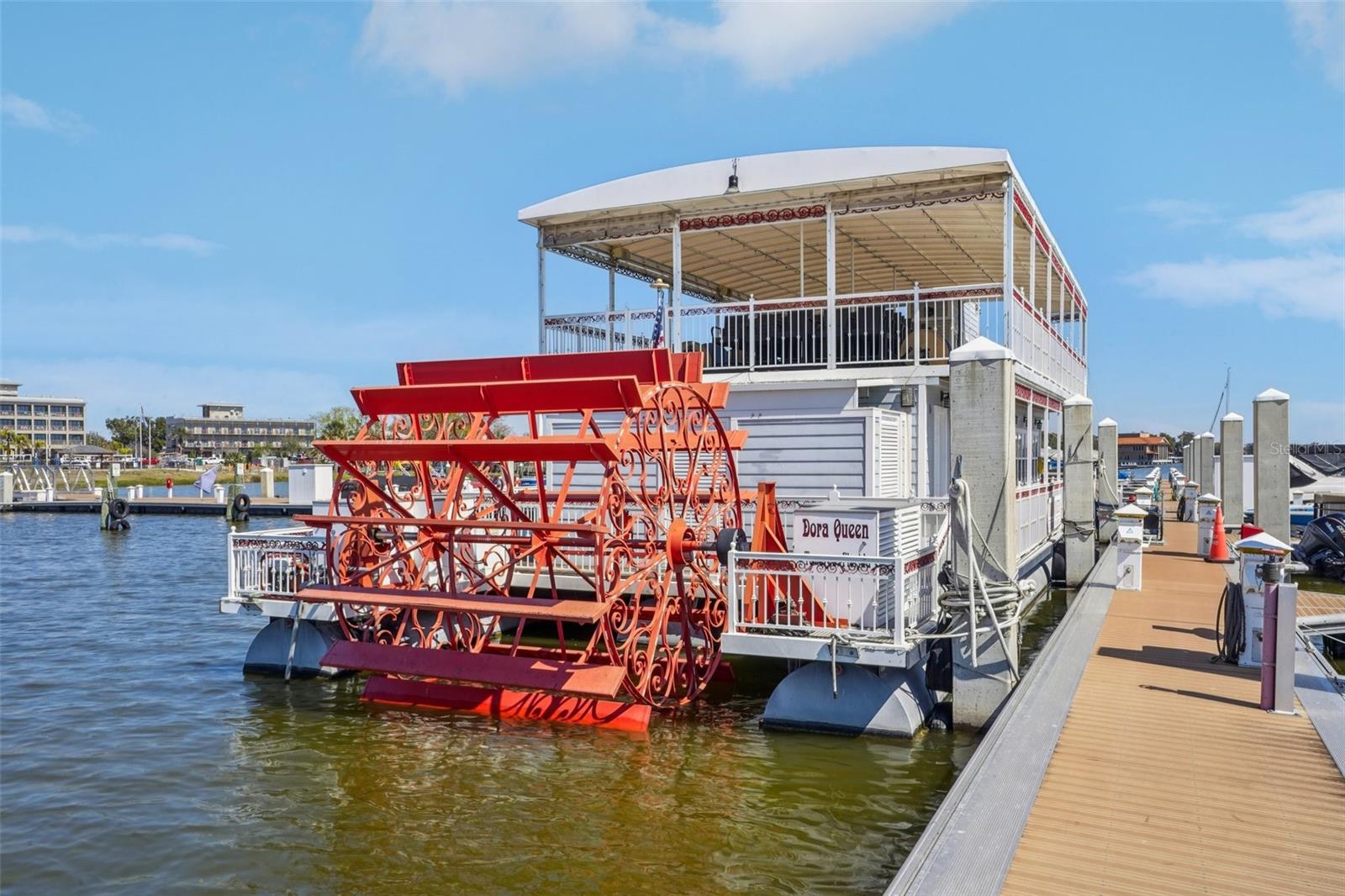 TAVARES LAKEVIEW CONDO - Residential