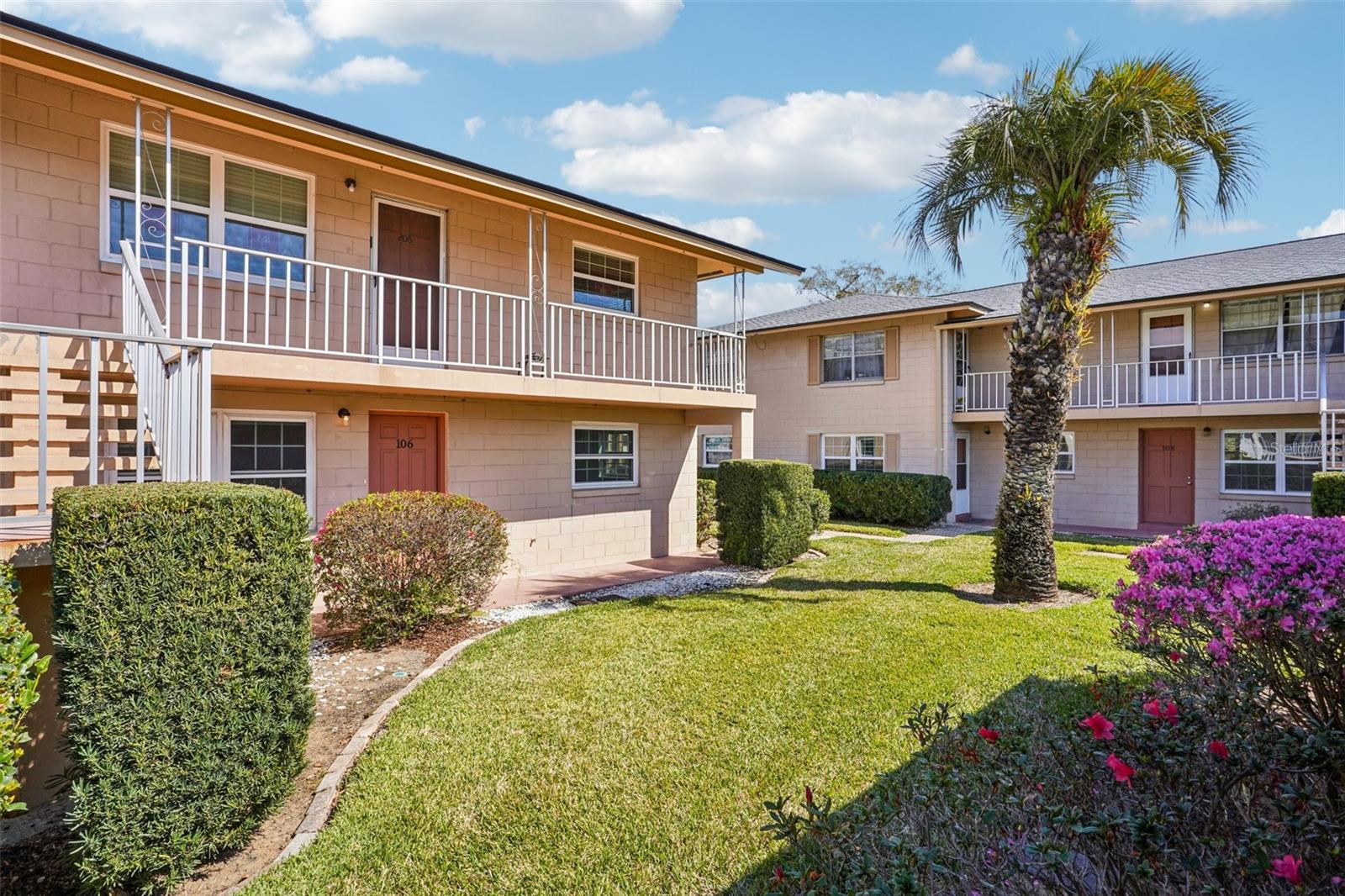 TAVARES LAKEVIEW CONDO - Residential