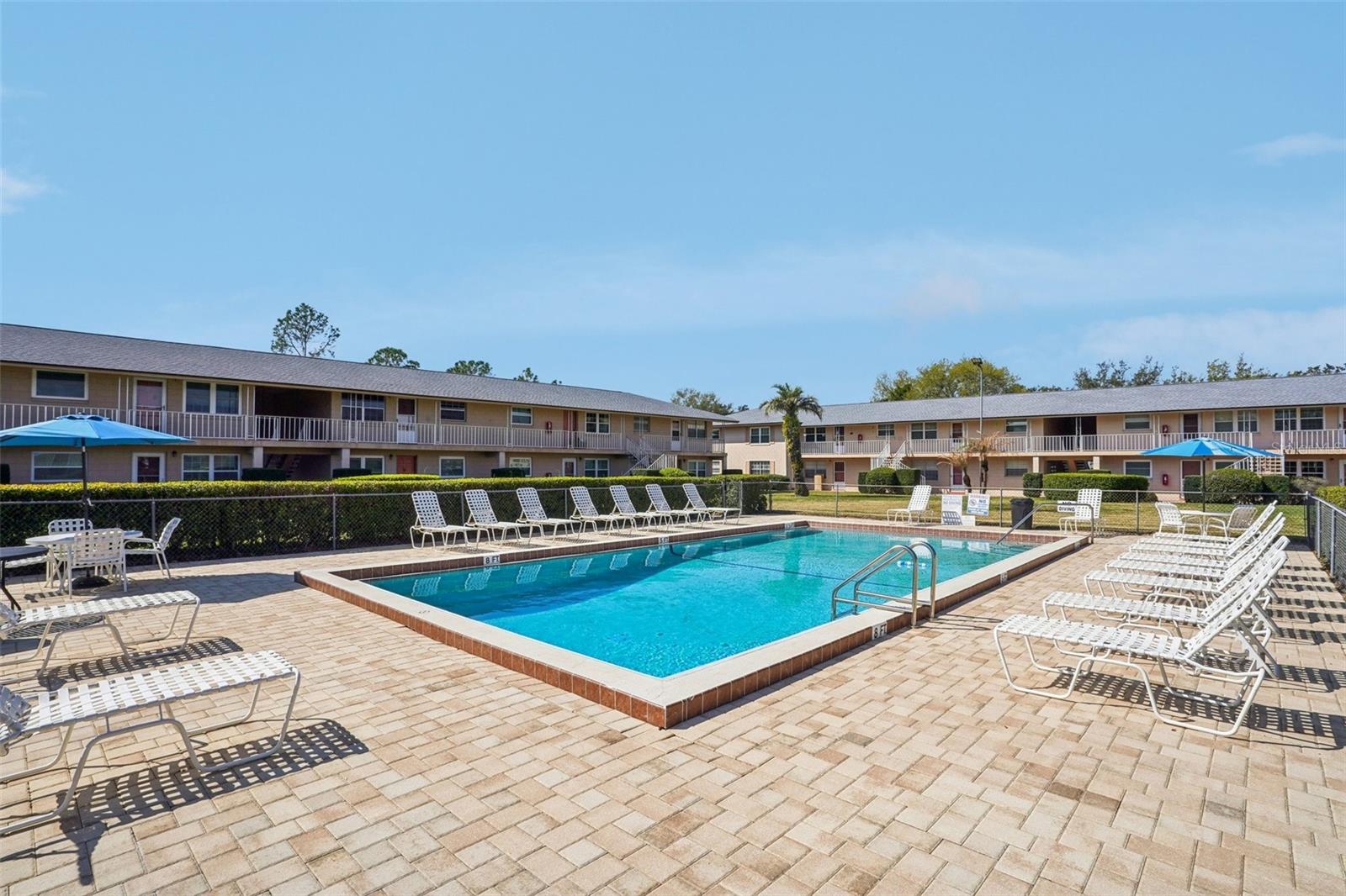 TAVARES LAKEVIEW CONDO - Residential