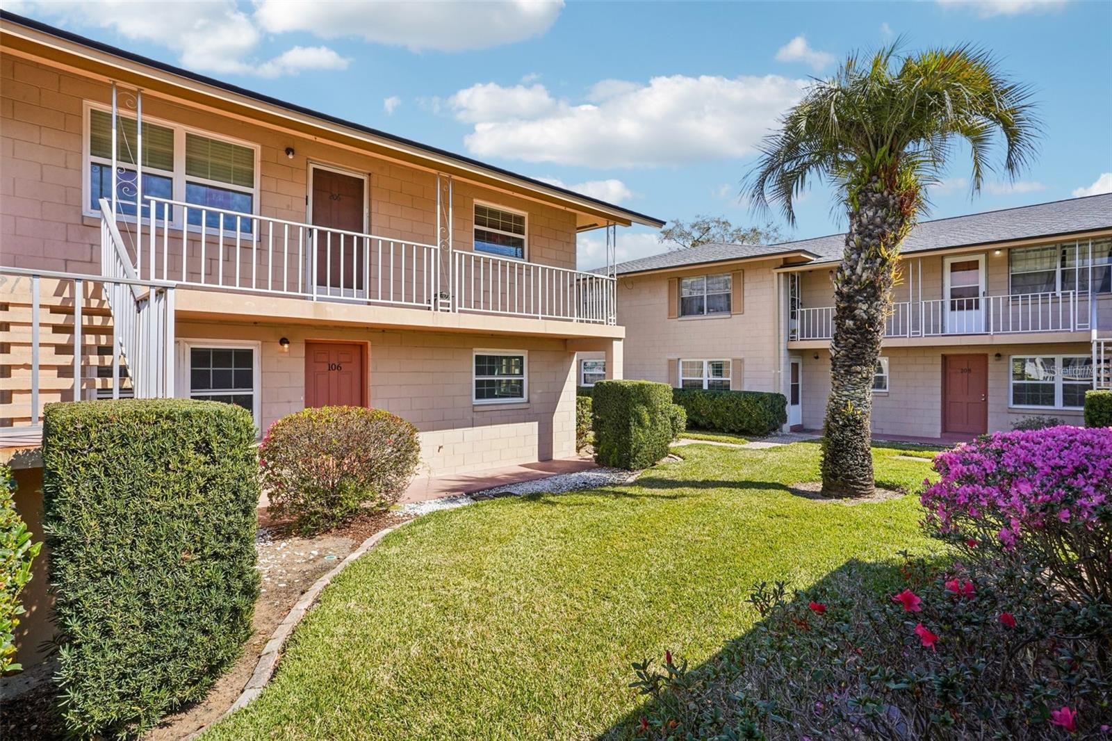 TAVARES LAKEVIEW CONDO - Residential