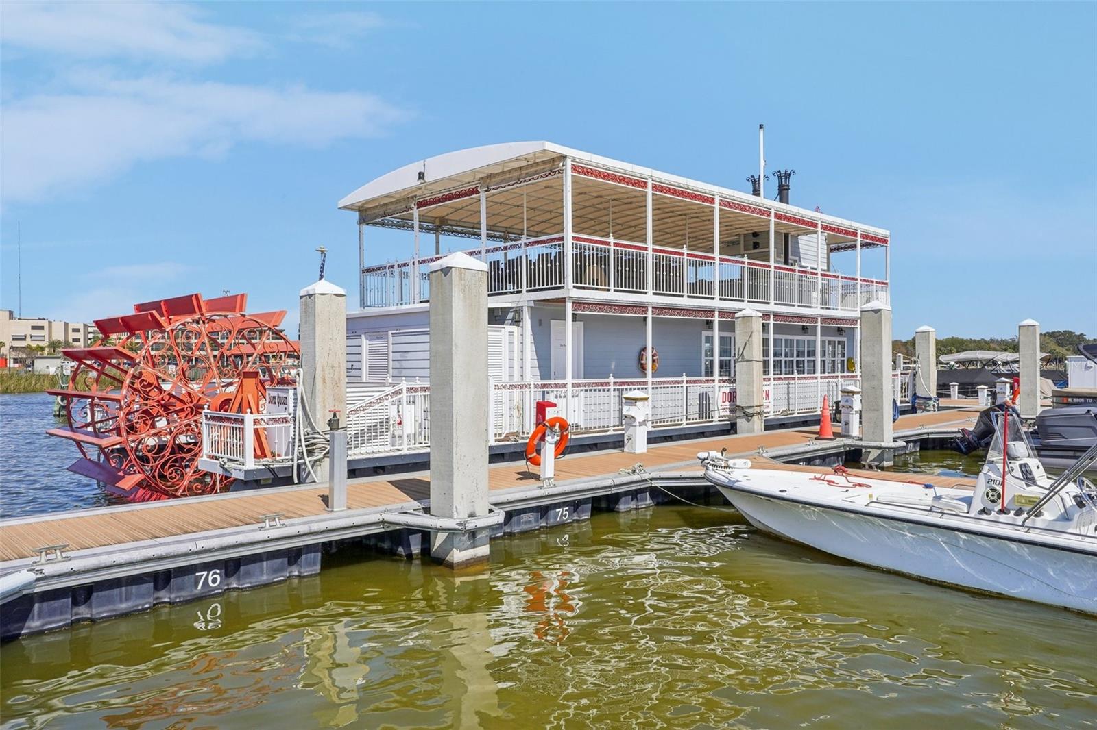 TAVARES LAKEVIEW CONDO - Residential