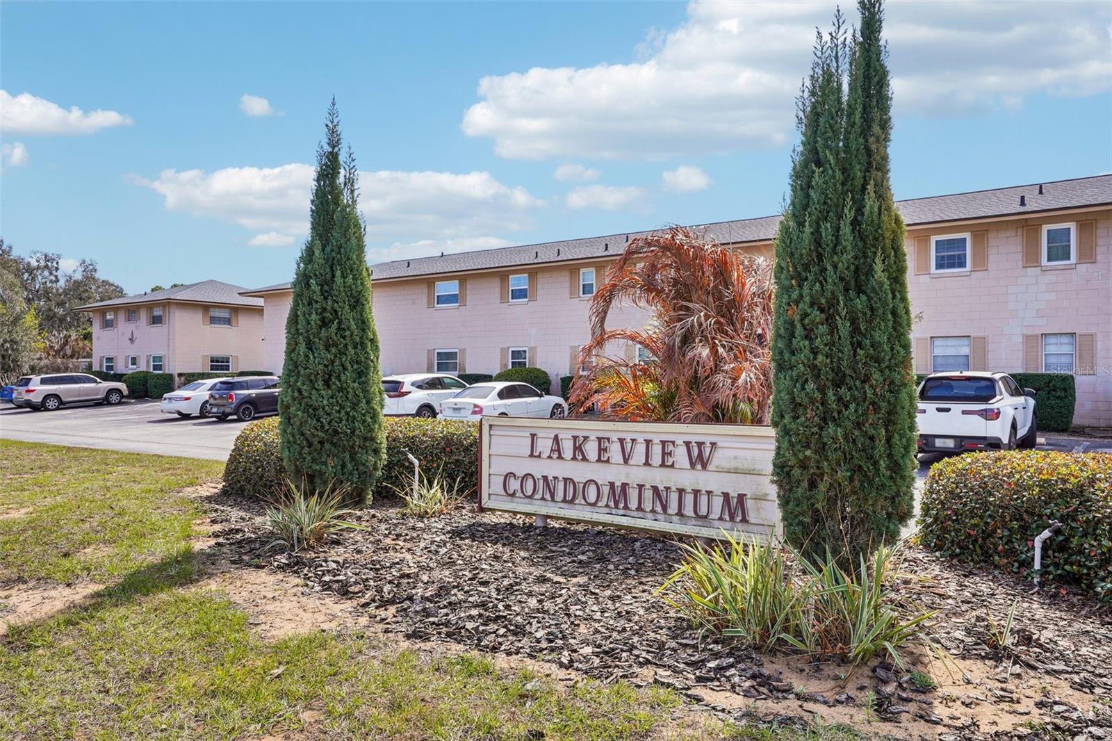 TAVARES LAKEVIEW CONDO - Residential