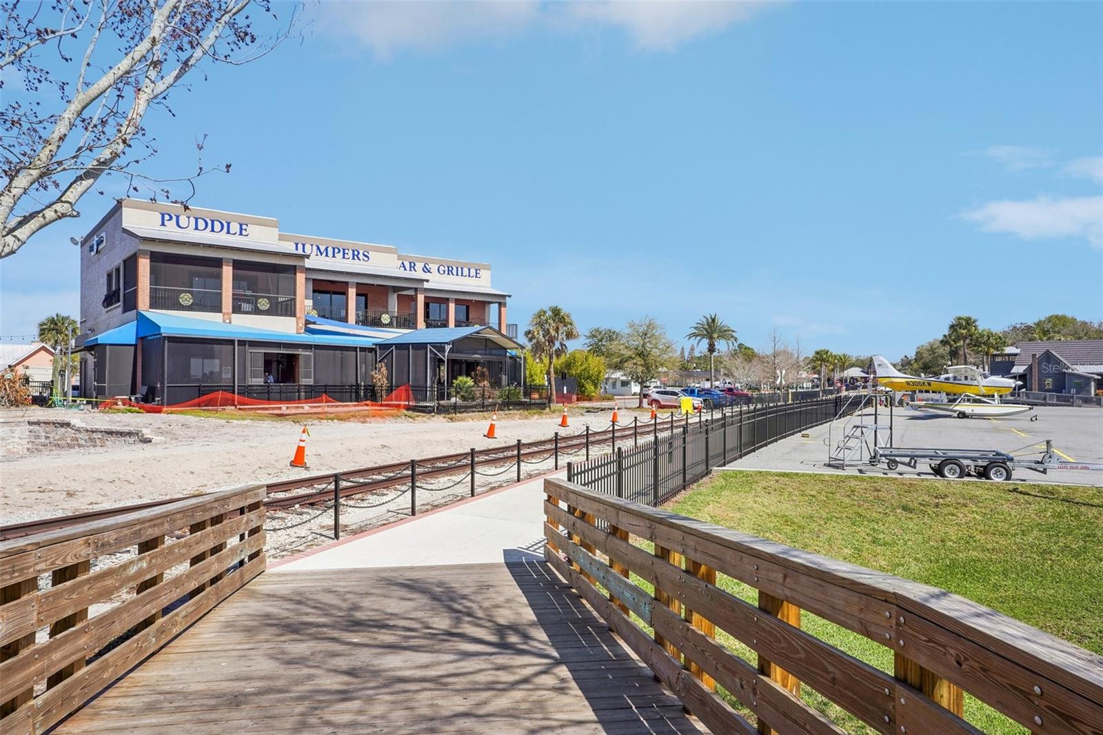 TAVARES LAKEVIEW CONDO - Residential