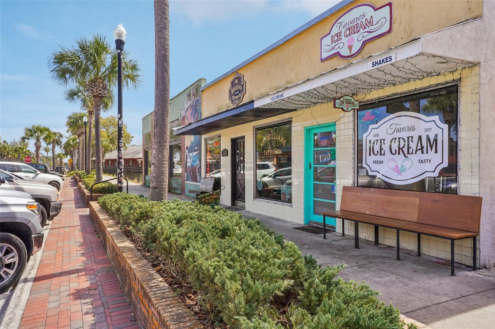 TAVARES LAKEVIEW CONDO - Residential